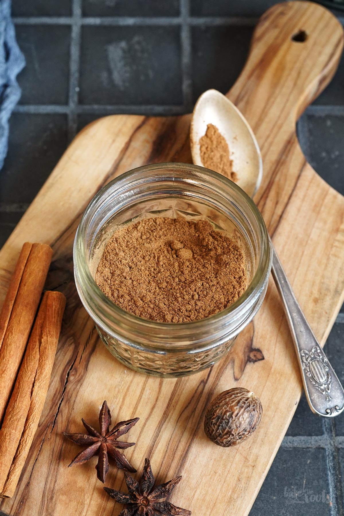 Homemade Lebkuchengewürz | Bake to the roots