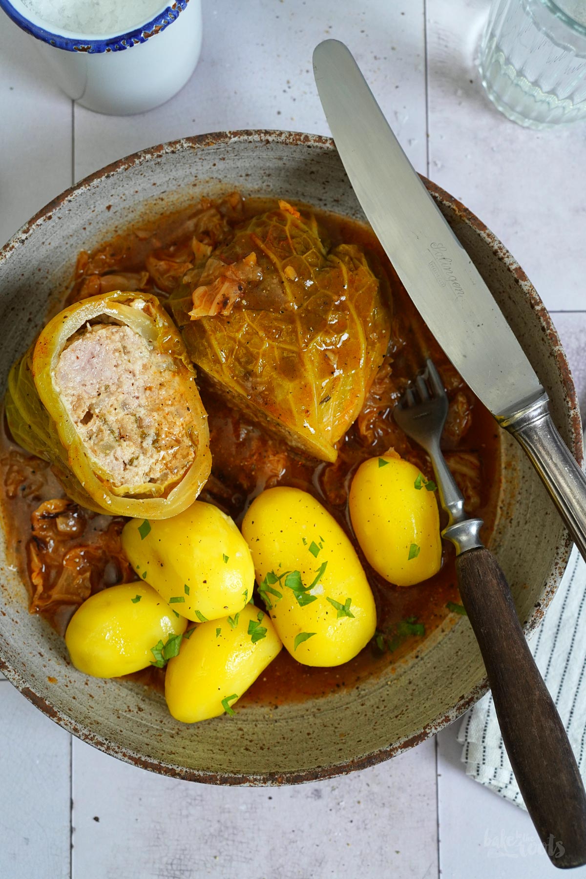 Wirsing Kohlrouladen (mit Wurstbrät) | Bake to the roots