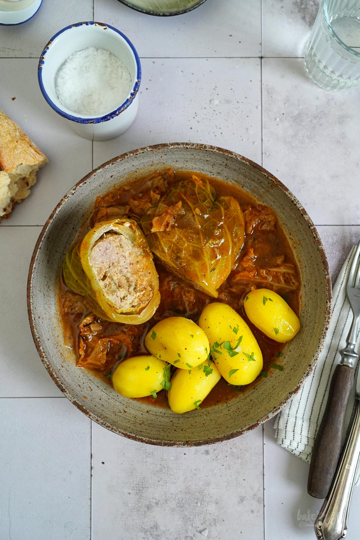 Wirsing Kohlrouladen (mit Wurstbrät) | Bake to the roots | Bake to the ... Wirsing Kohlrouladen (mit Wurstbrät) | Bake to the roots | Bake to the ...