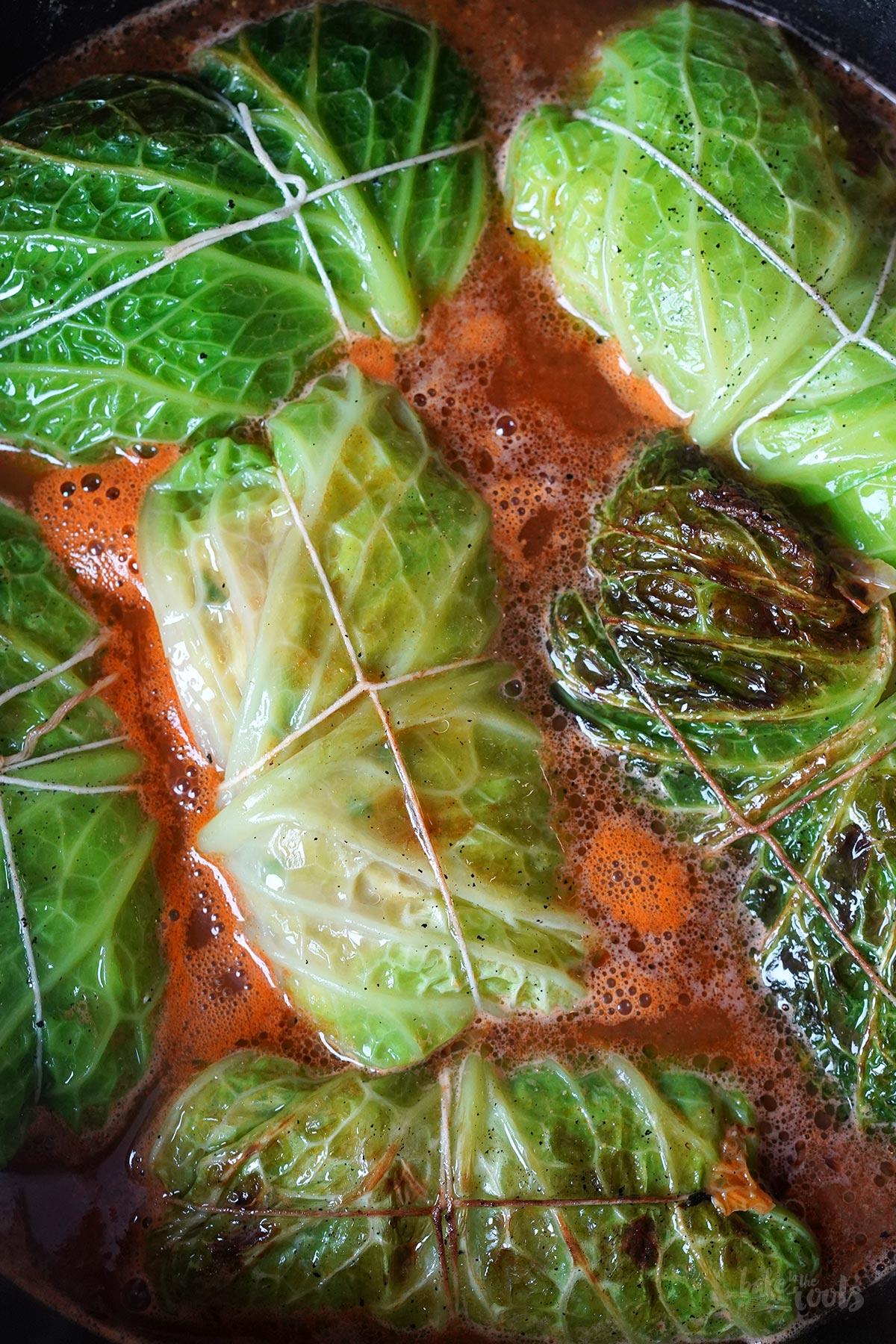 Wirsing Kohlrouladen (mit Wurstbrät) | Bake to the roots | Bake to the ... Wirsing Kohlrouladen (mit Wurstbrät) | Bake to the roots | Bake to the ...