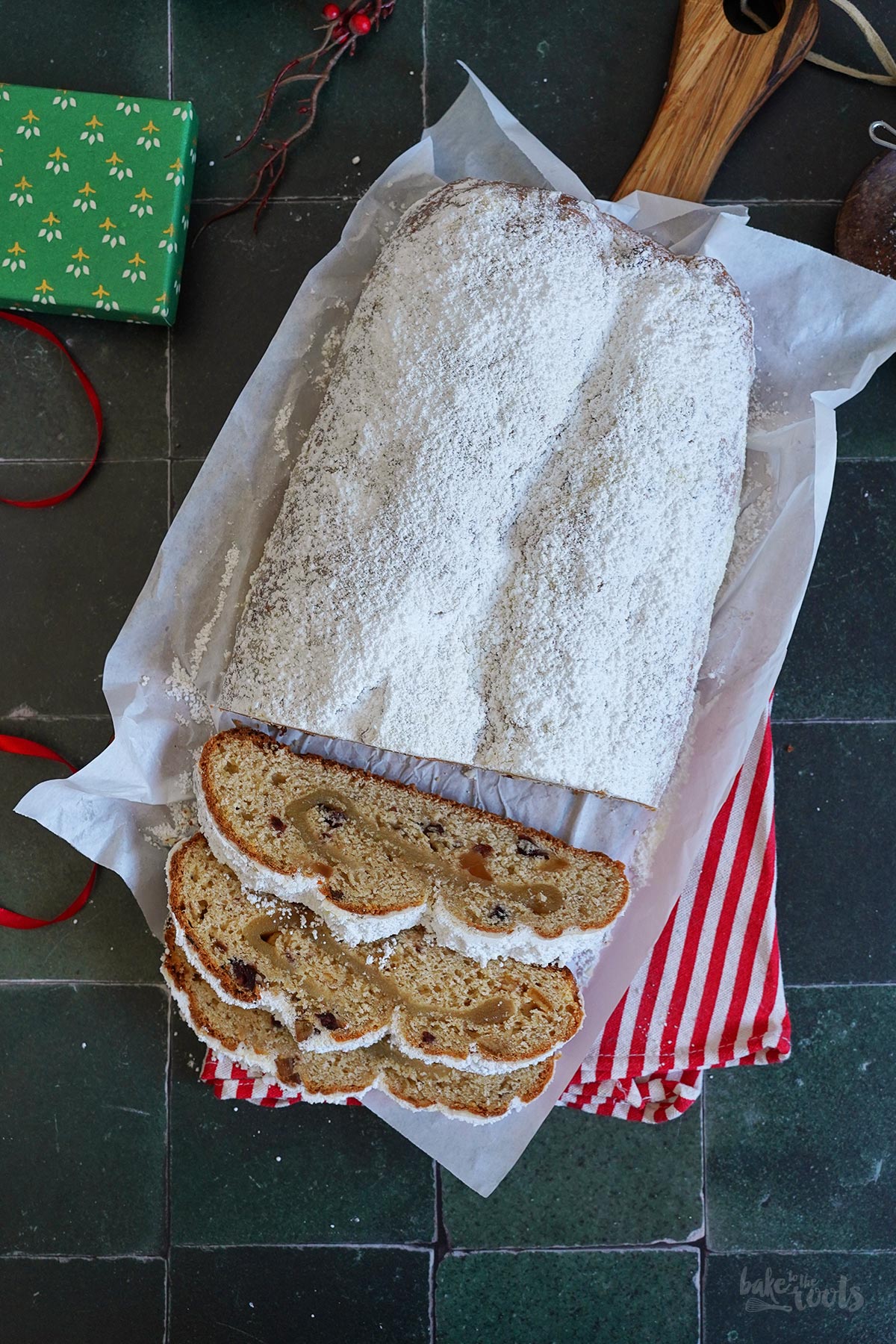 Einfacher Quarkstollen (ohne Rosinen) | Bake to the roots