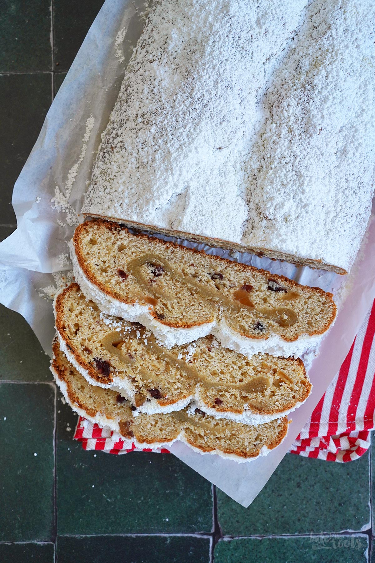 Einfacher Quarkstollen (ohne Rosinen) | Bake to the roots