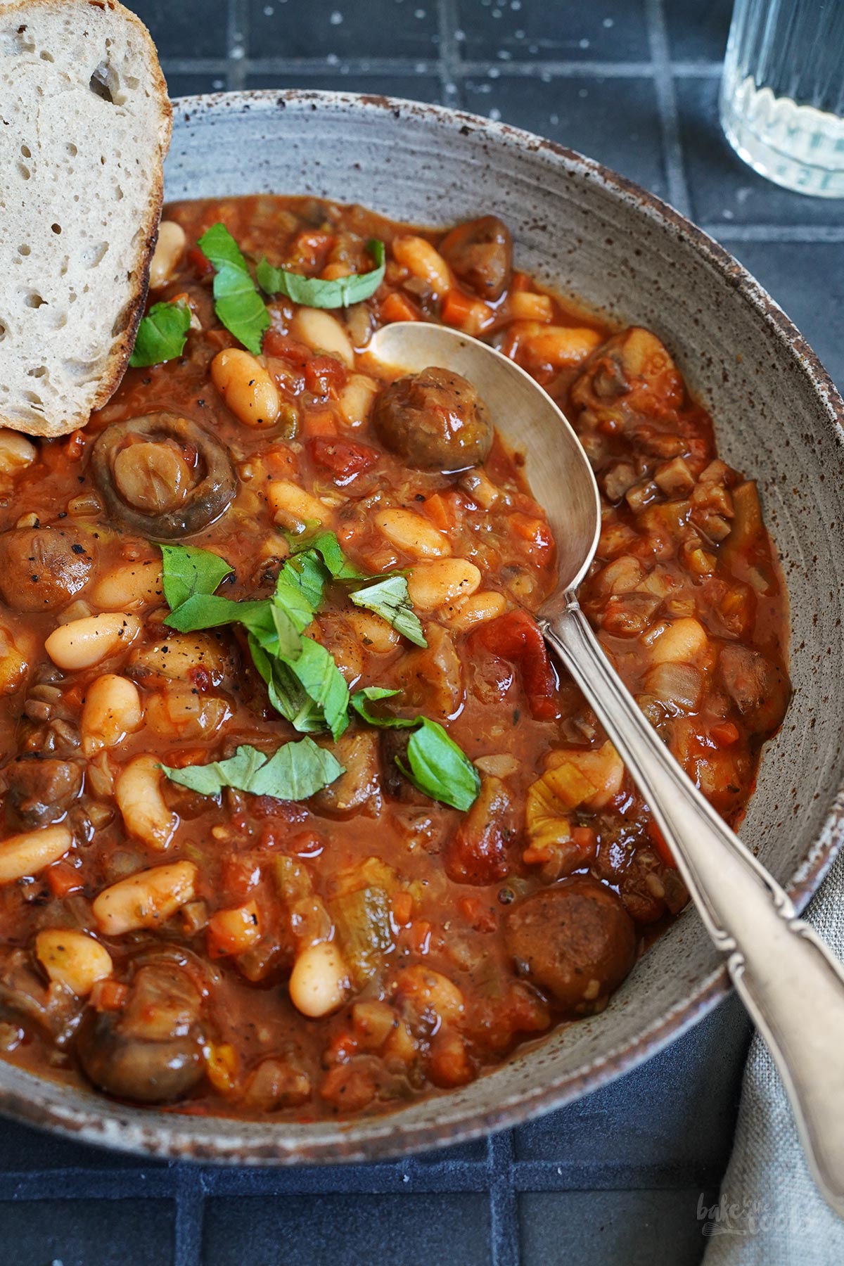 Eintopf mit Pilzen & Bohnen (vegan) | Bake to the roots