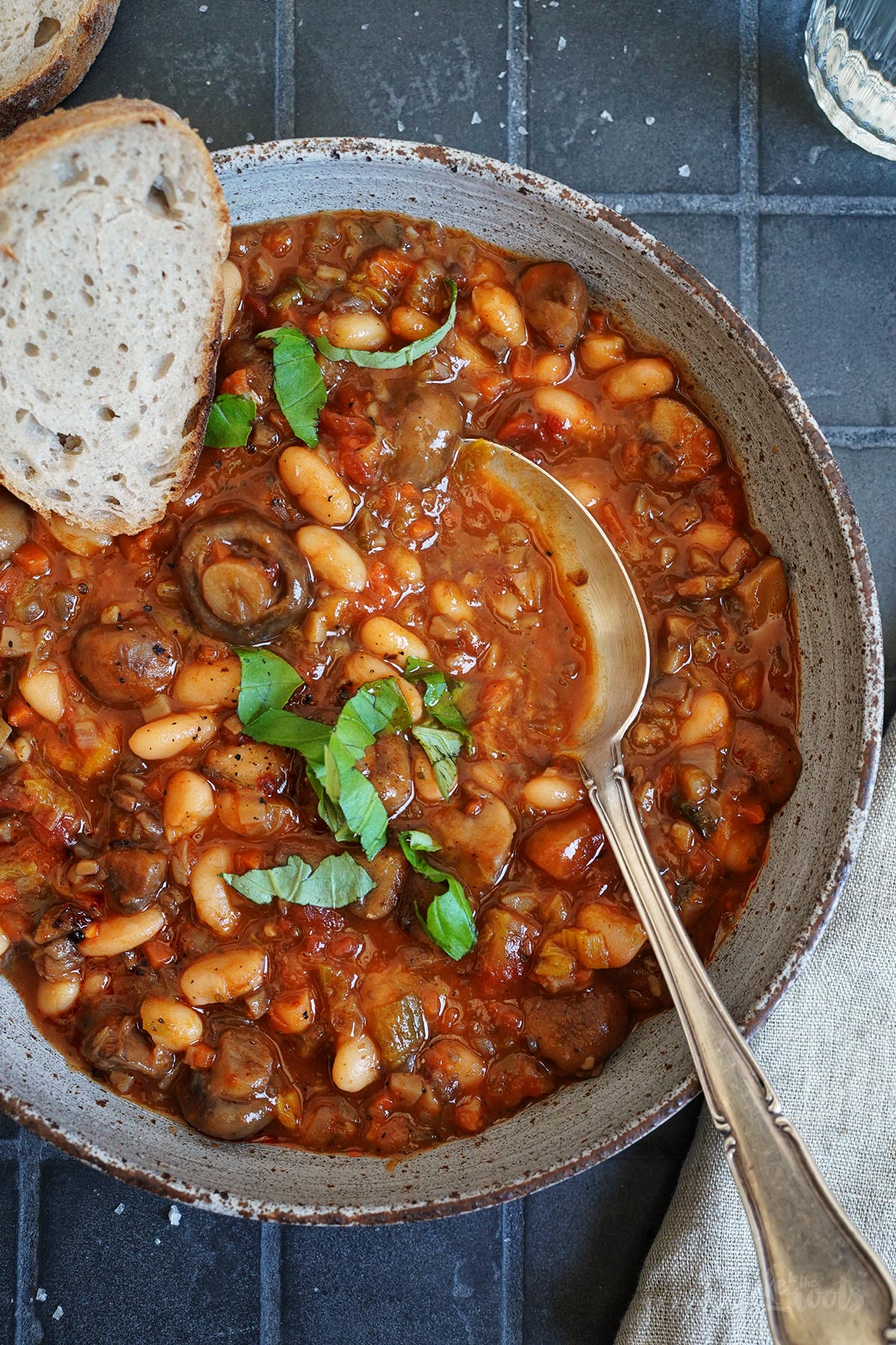 Eintopf mit Pilzen & Bohnen (vegan) | Bake to the roots