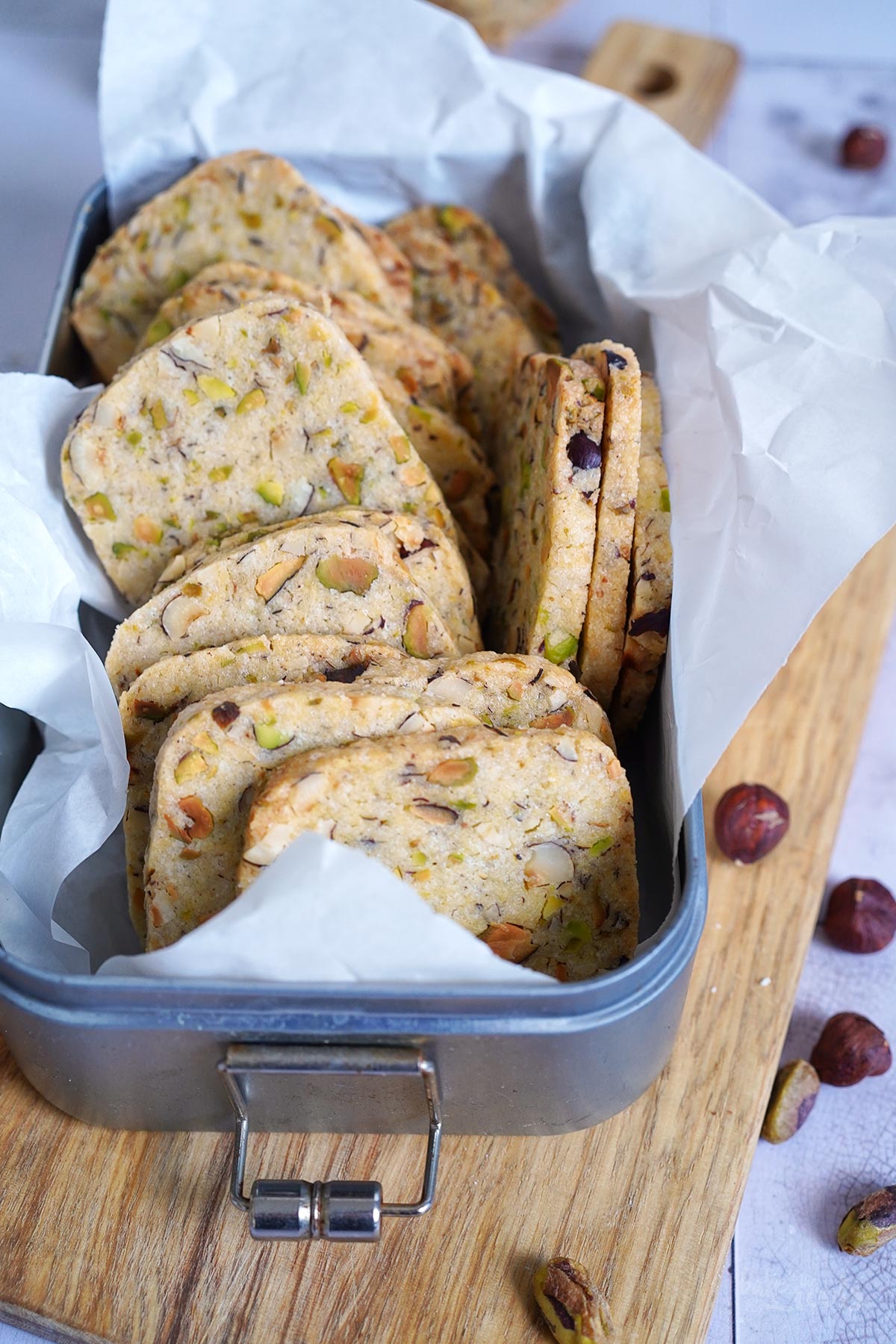 Schweizer Nusstaler | Bake to the roots