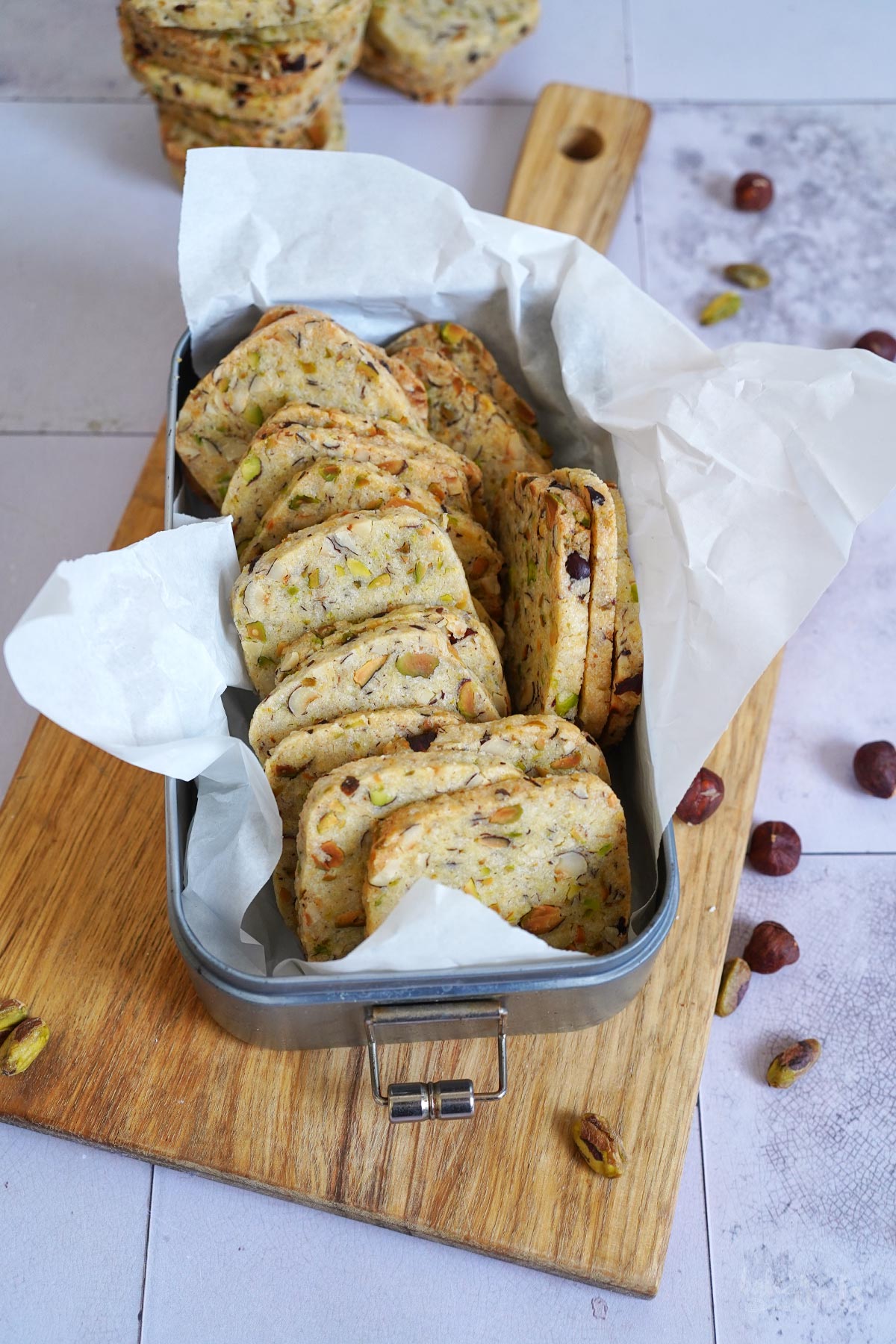 Schweizer Nusstaler | Bake to the roots