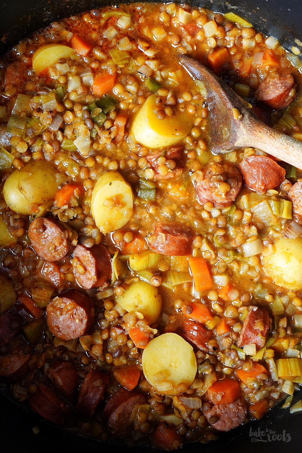 Eintopf mit Linsen, Kartoffeln & Mettenden | Bake to the roots