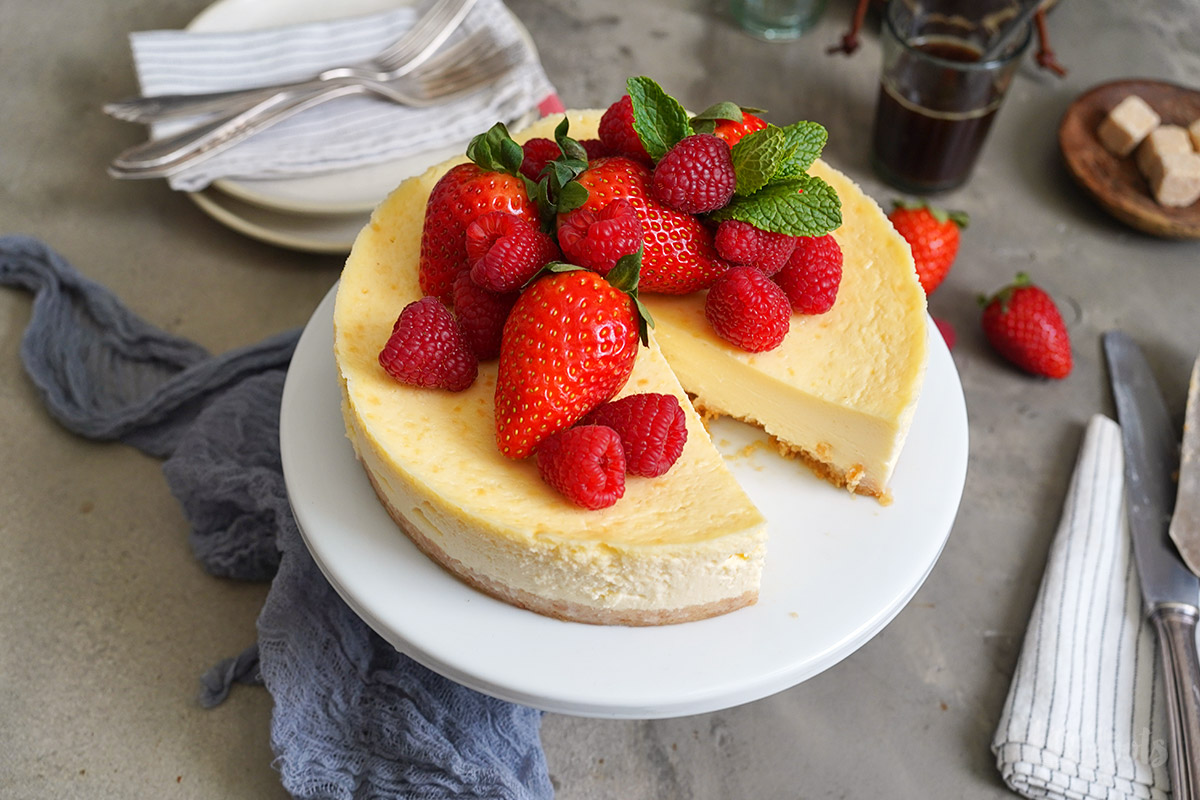 Einfacher Air Fryer Cheesecake | Bake to the roots