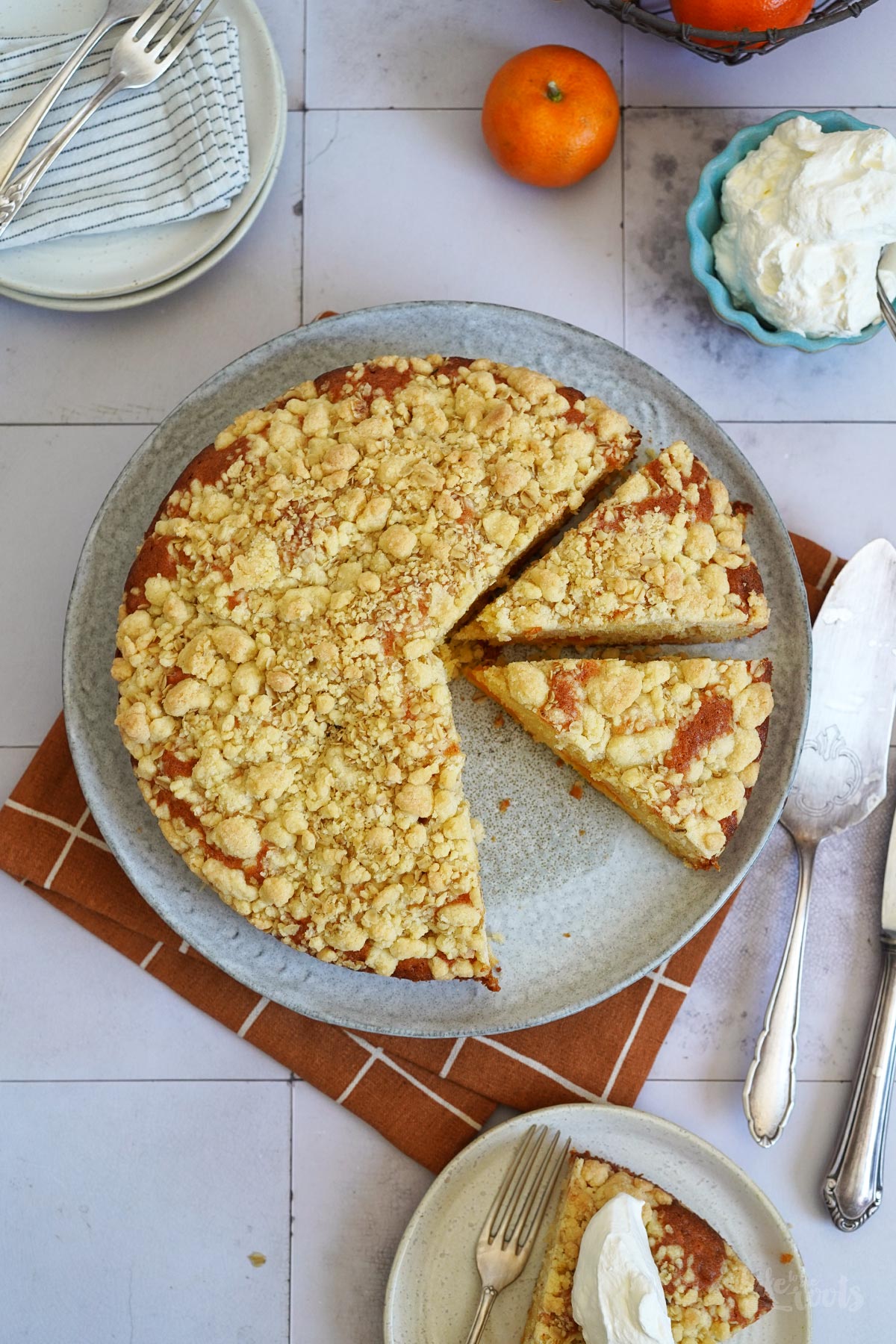 Einfacher Mandarinen Streuselkuchen | Bake to the roots