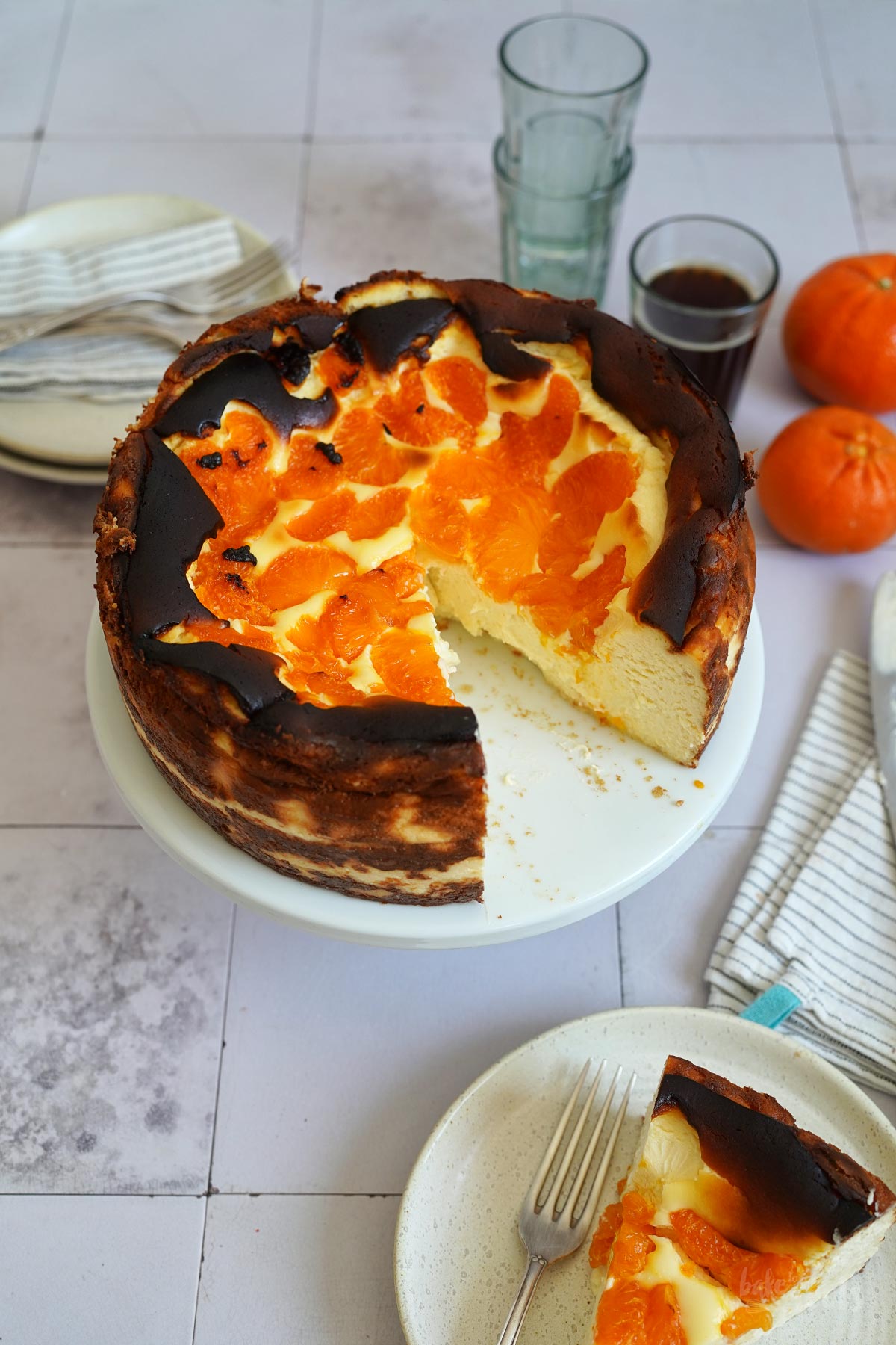 Baskischer Käsekuchen mit Mandarinen | Bake to the roots