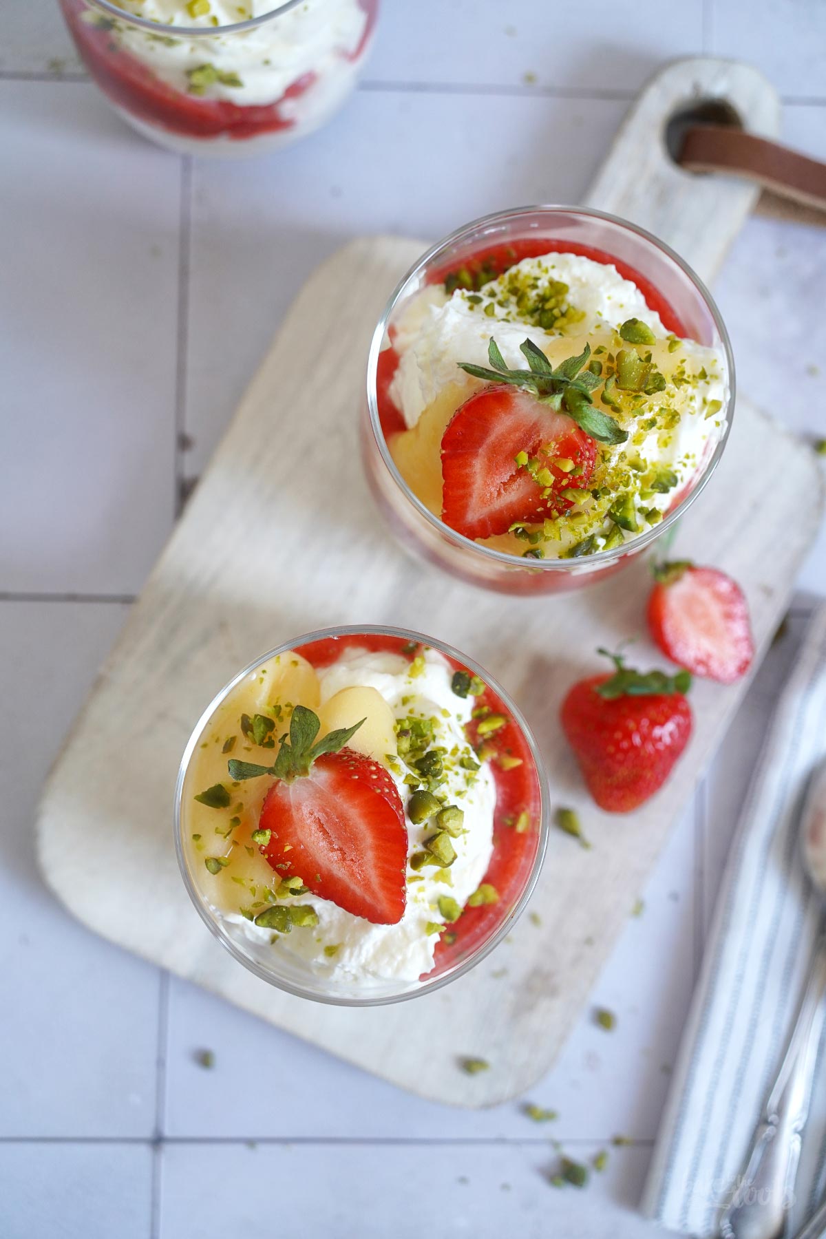 Erdbeeren & Zitronen Mascarpone Mousse | Bake to the roots