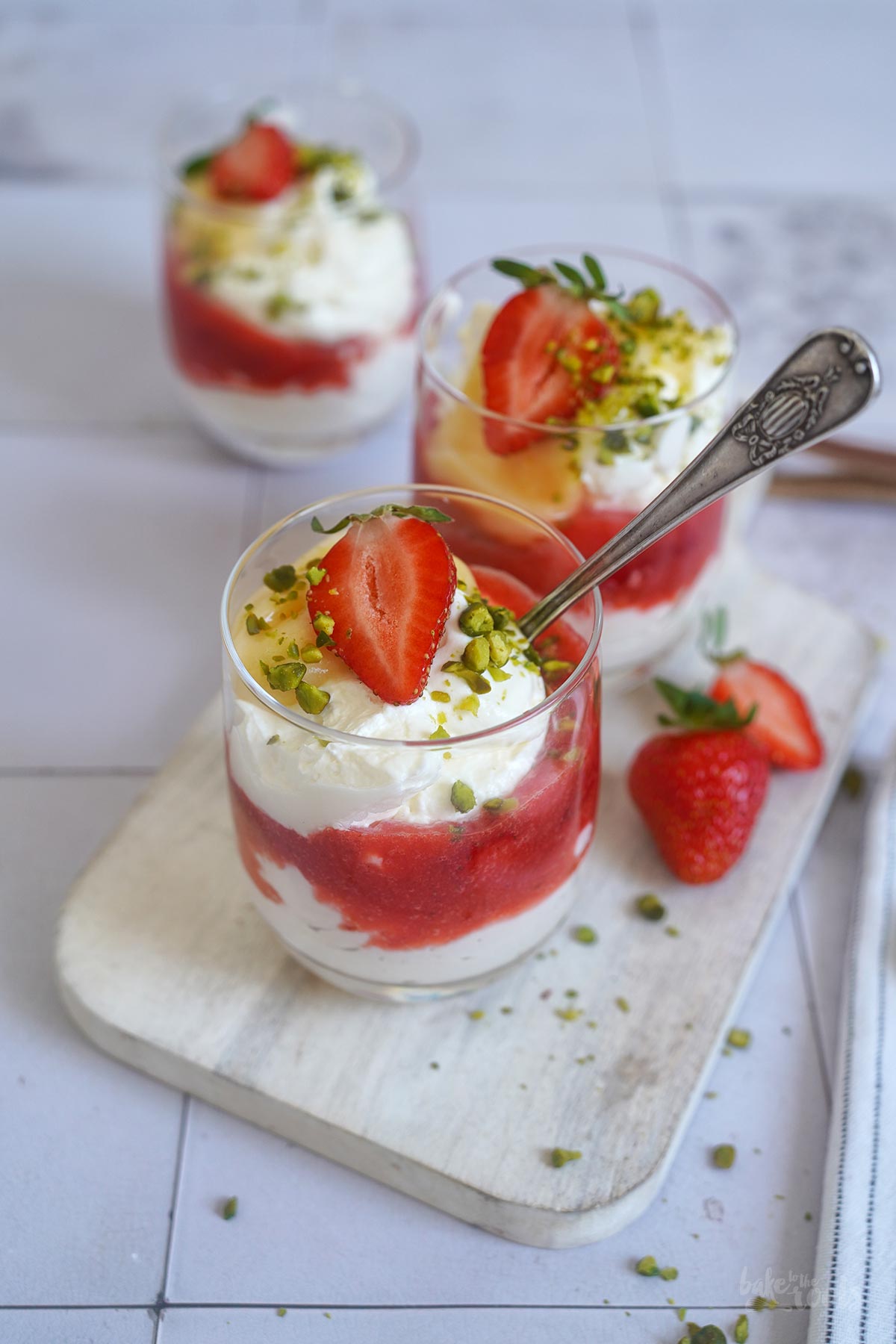 Erdbeeren & Zitronen Mascarpone Mousse | Bake to the roots