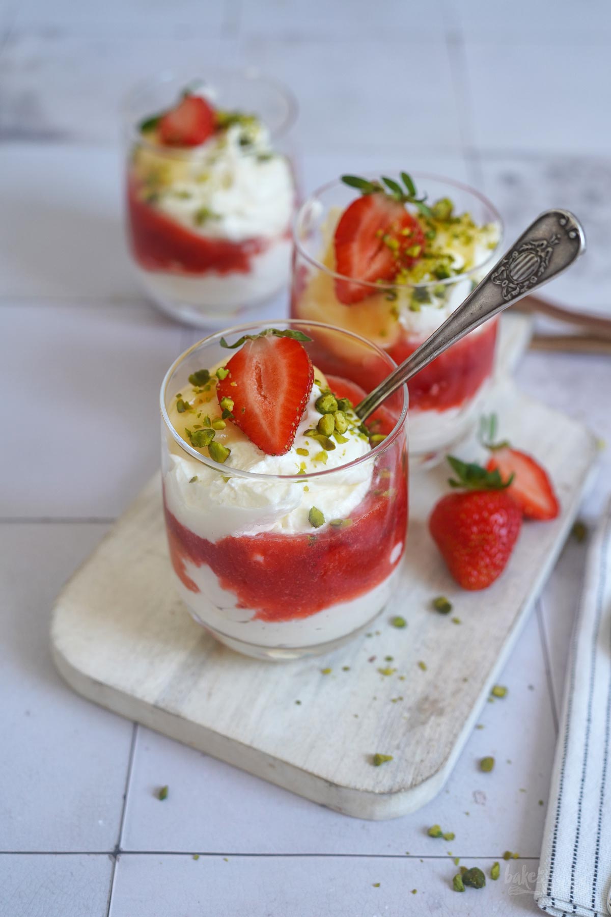 Erdbeeren & Zitronen Mascarpone Mousse | Bake to the roots