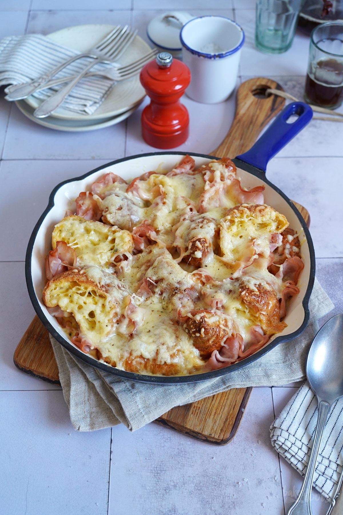 Schinken & Käse Croissant Auflauf | Bake to the roots