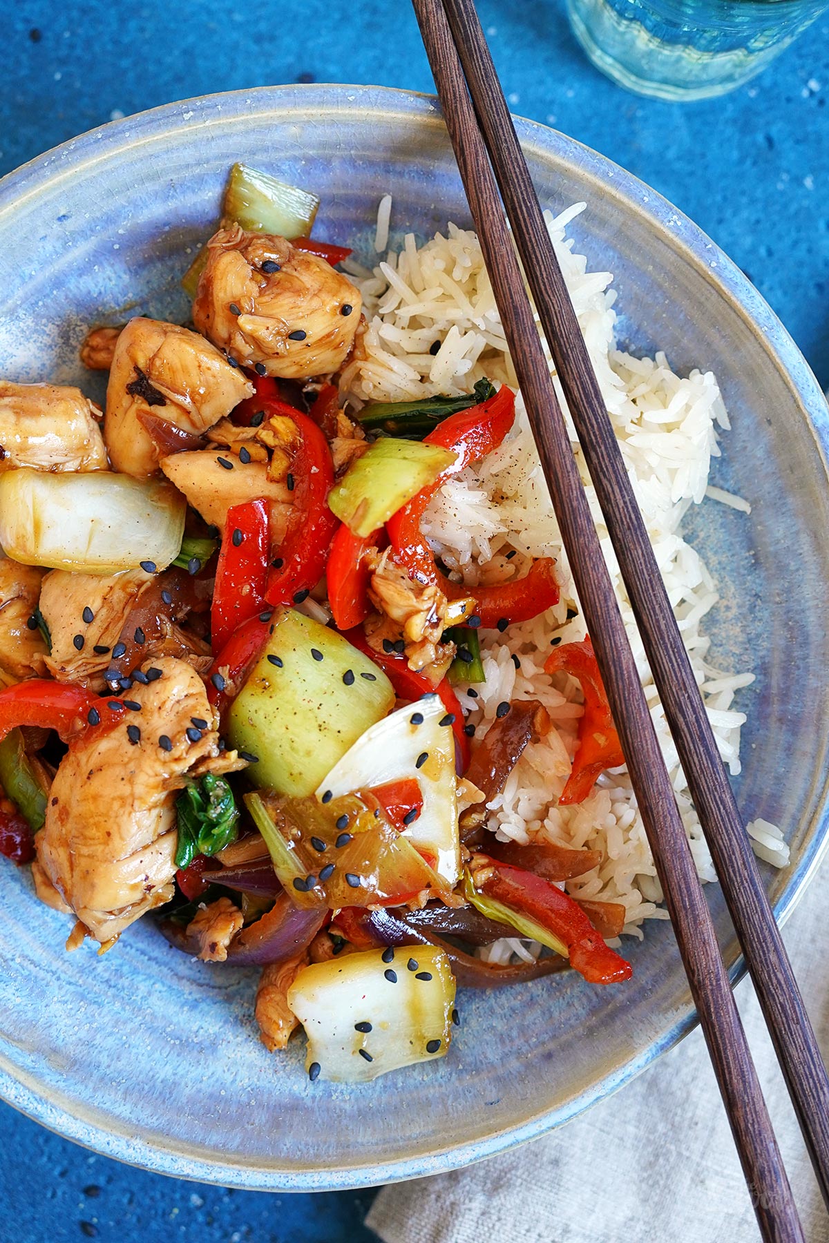 Chicken Teriyaki mit Paprika, Pak Choi & Reis | Bake to the roots