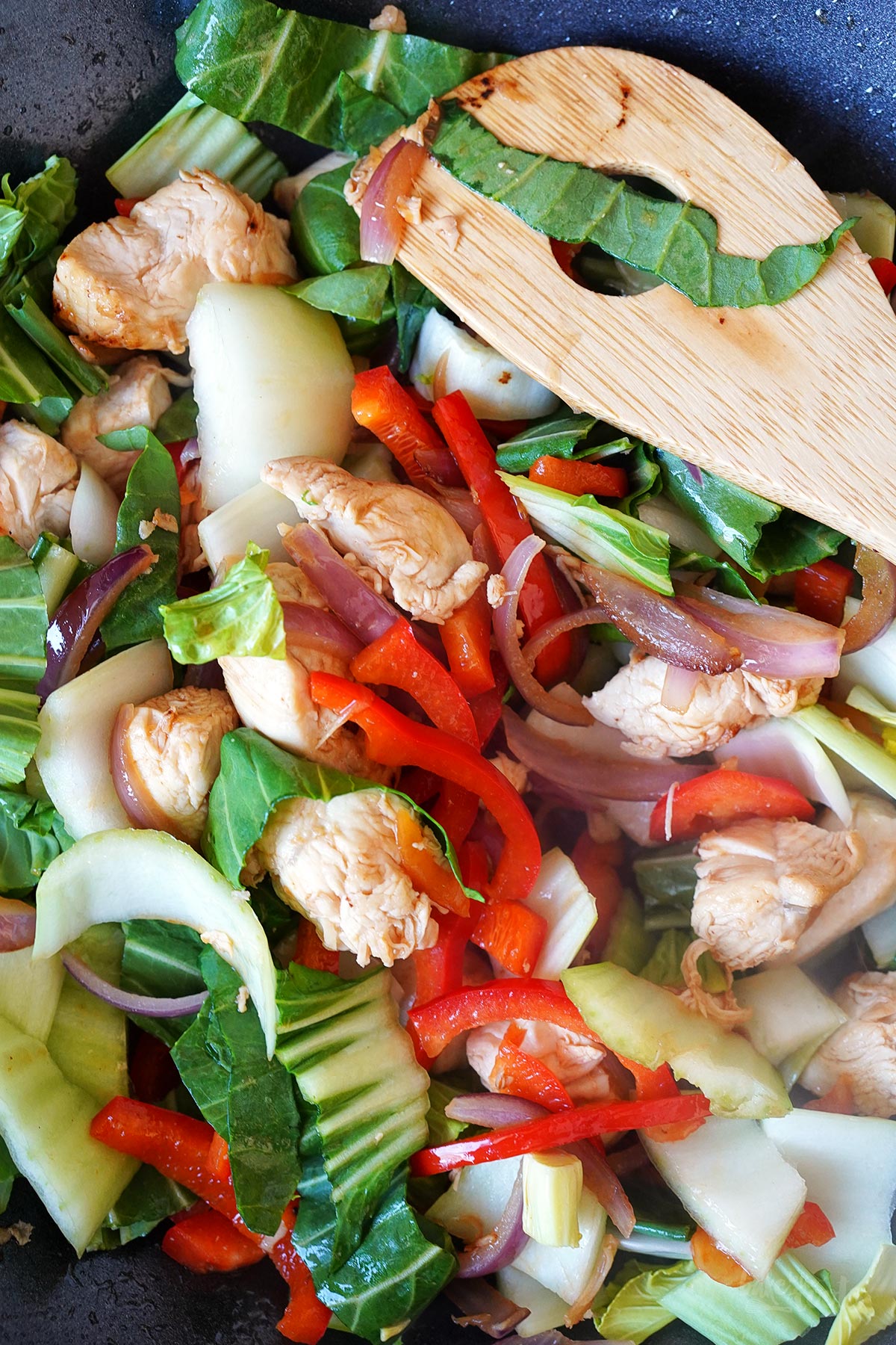 Chicken Teriyaki mit Paprika, Pak Choi & Reis | Bake to the roots