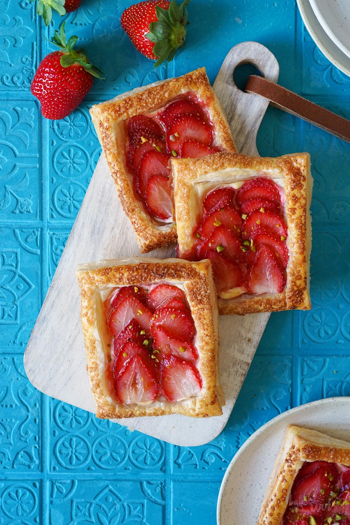 Einfache & Schnelle Erdbeeren Tartes | Bake to the roots