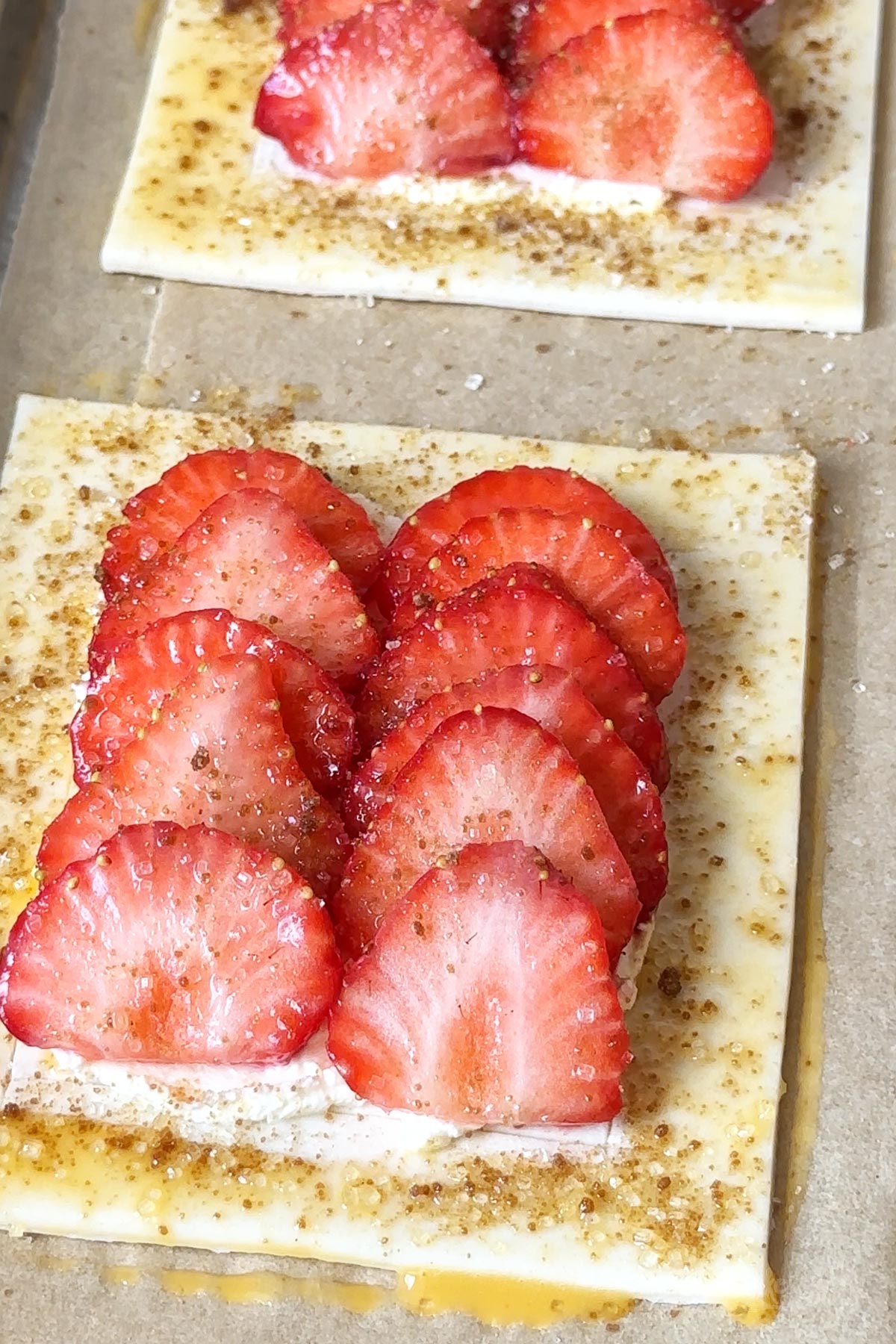 Einfache &amp; Schnelle Erdbeeren Tartes | Bake to the roots | Bake to the ...