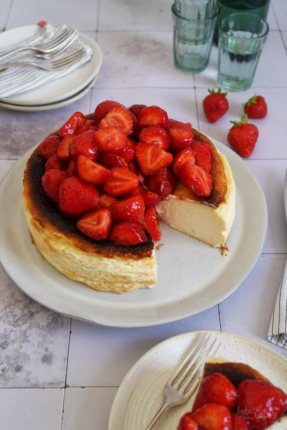 Strawberry San Sebastian Cheesecake | Bake to the roots