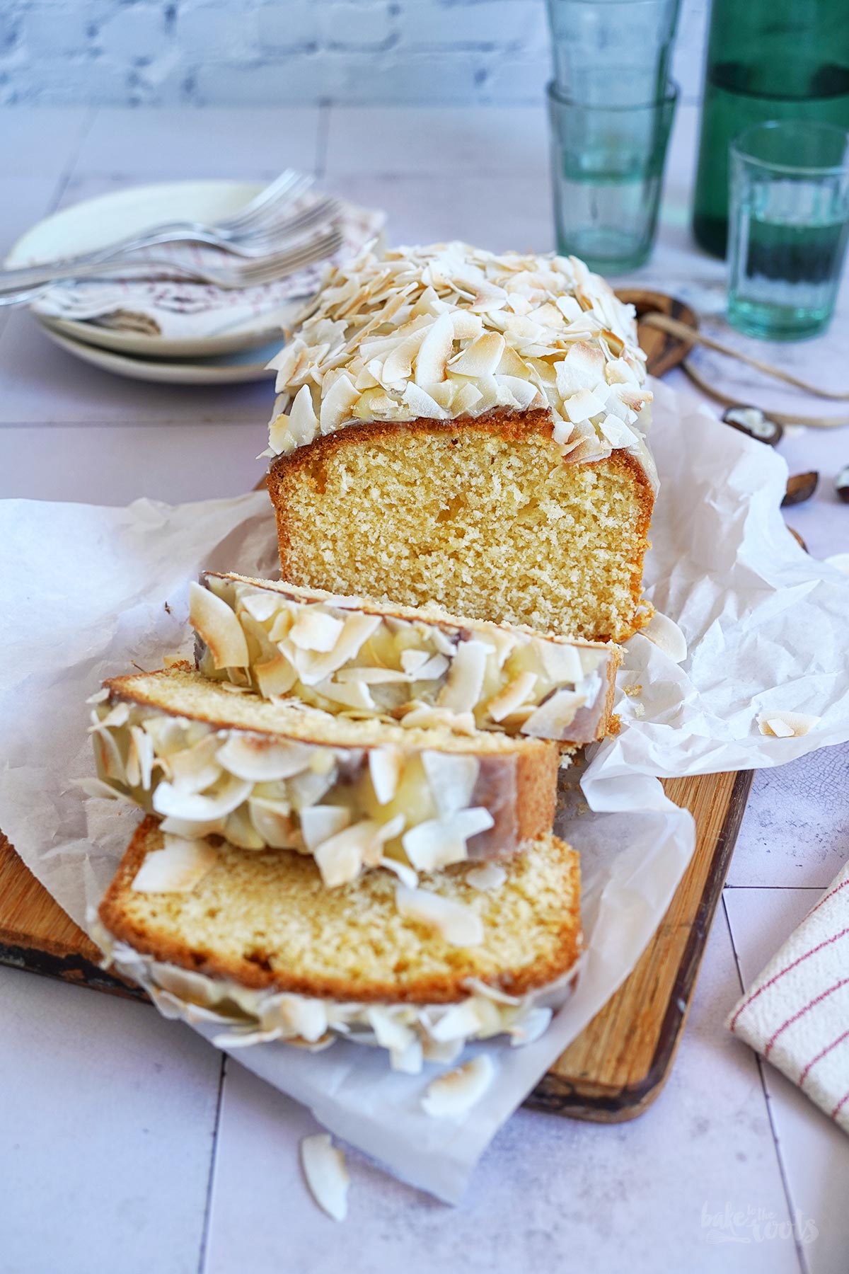 Einfacher Kokosnuss Kastenkuchen | Bake to the roots