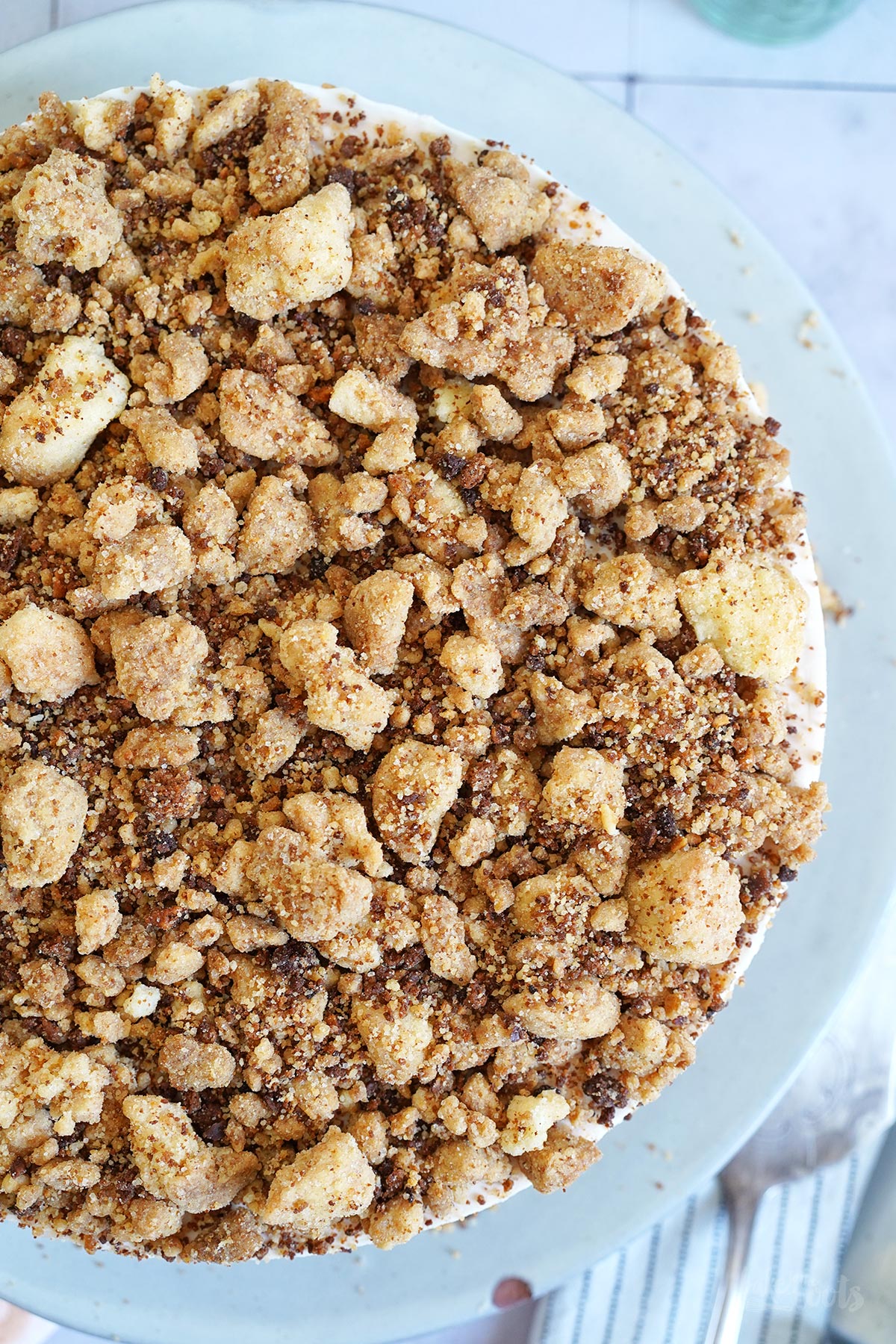 Rhabarber Streusel Cheesecake | Bake to the roots