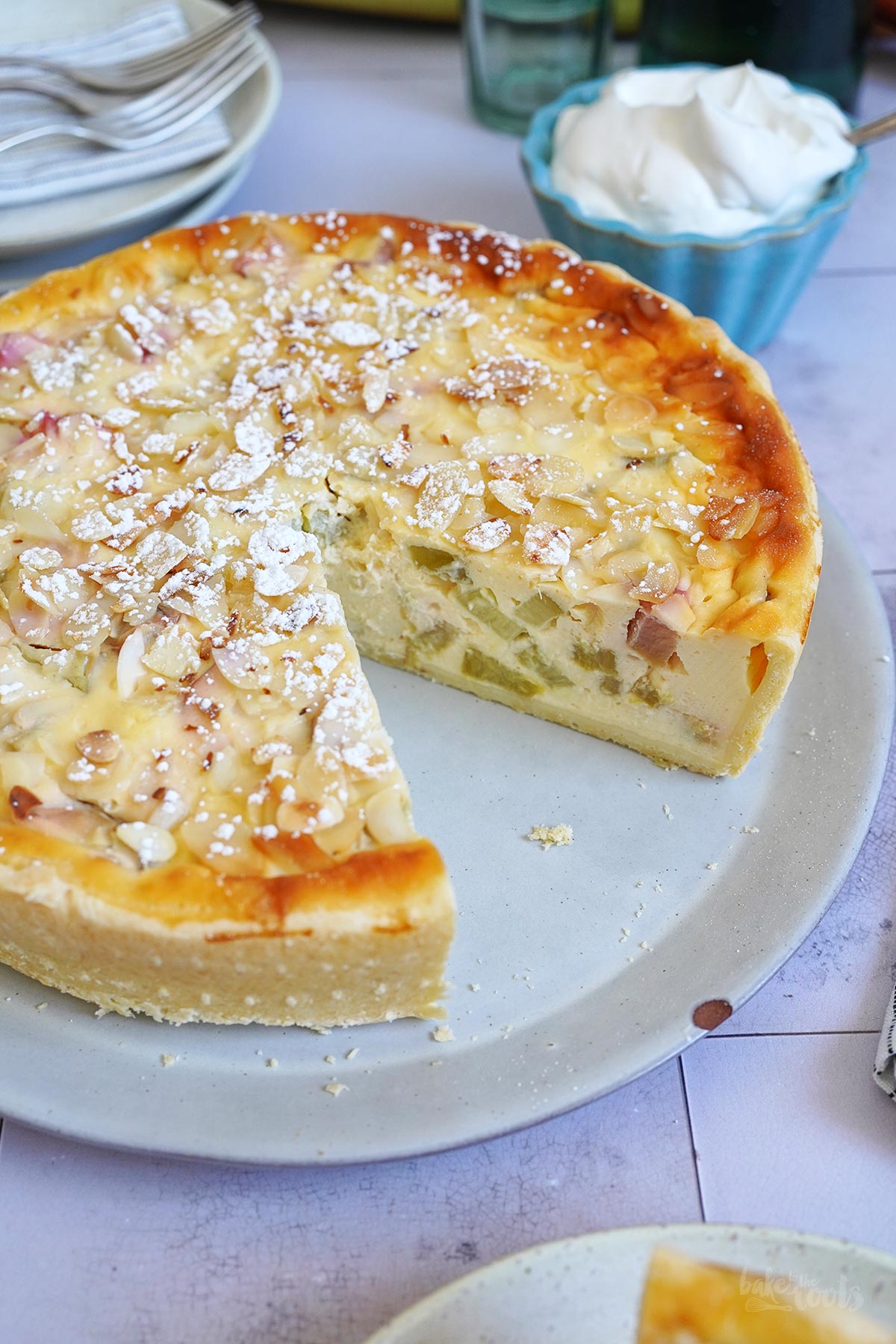 Rhabarber Schmand Kuchen | Bake to the roots