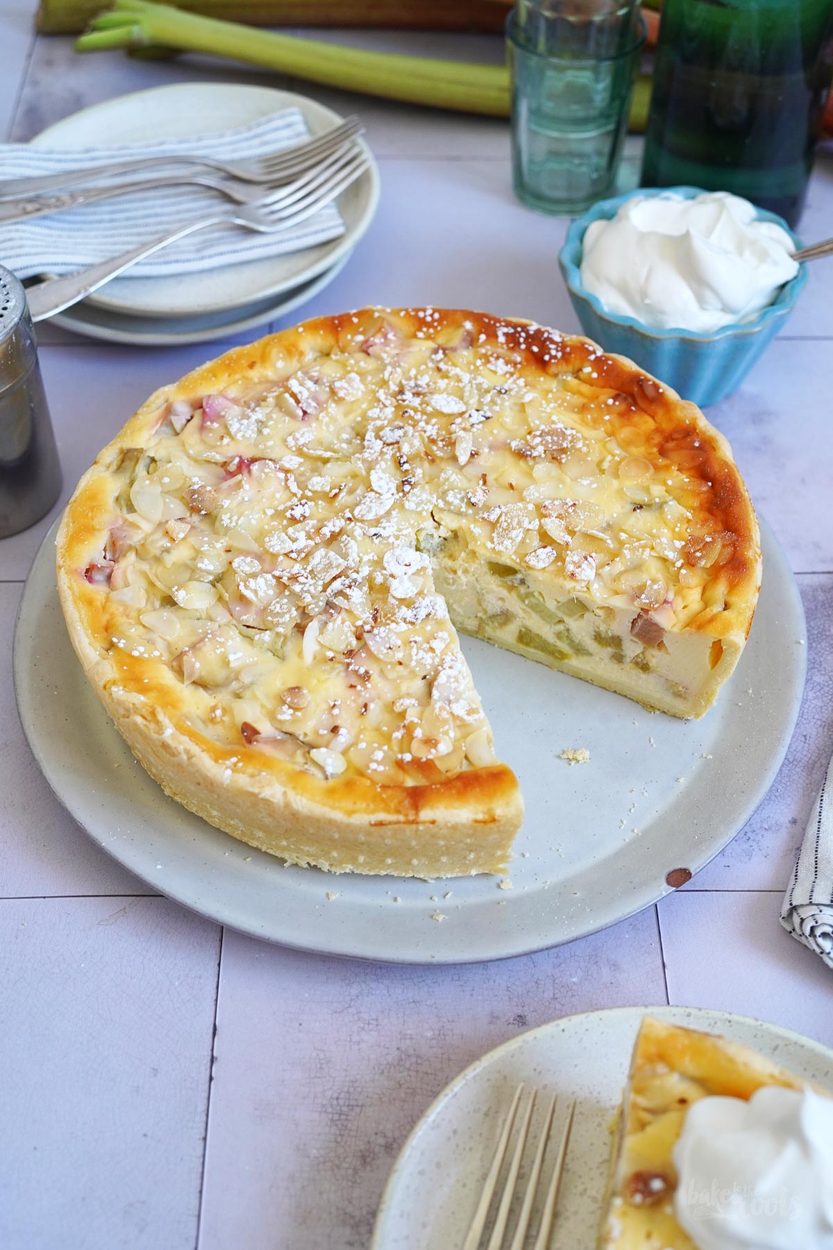 Rhabarber Schmand Kuchen | Bake to the roots