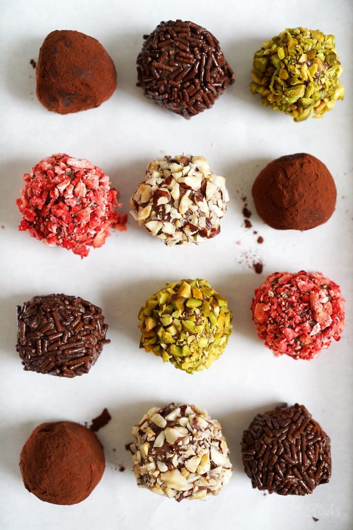 Einfache Schokoladentrüffel | Bake to the roots Einfache Schokoladentrüffel | Bake to the roots