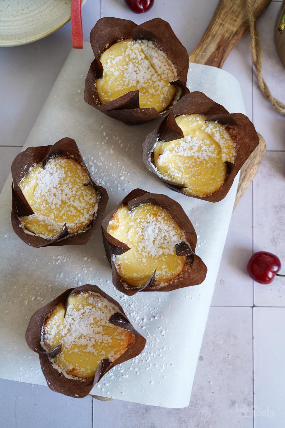 Mini Cheesecakes mit Kirschkompott | Bake to the roots