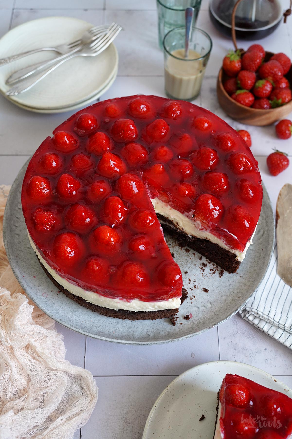 Brownie Erdbeeren Pudding Kuchen | Bake to the roots