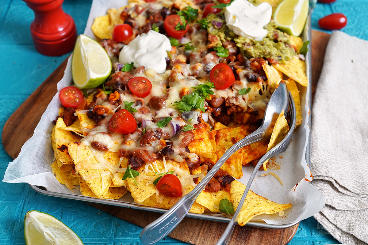 Nachos Chili con Carne | Bake to the roots