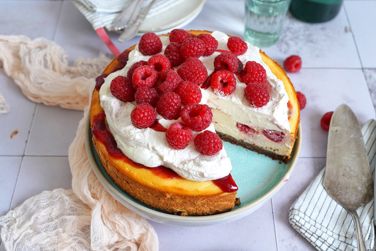 Einfacher Himbeeren Cheesecake | Bake to the roots