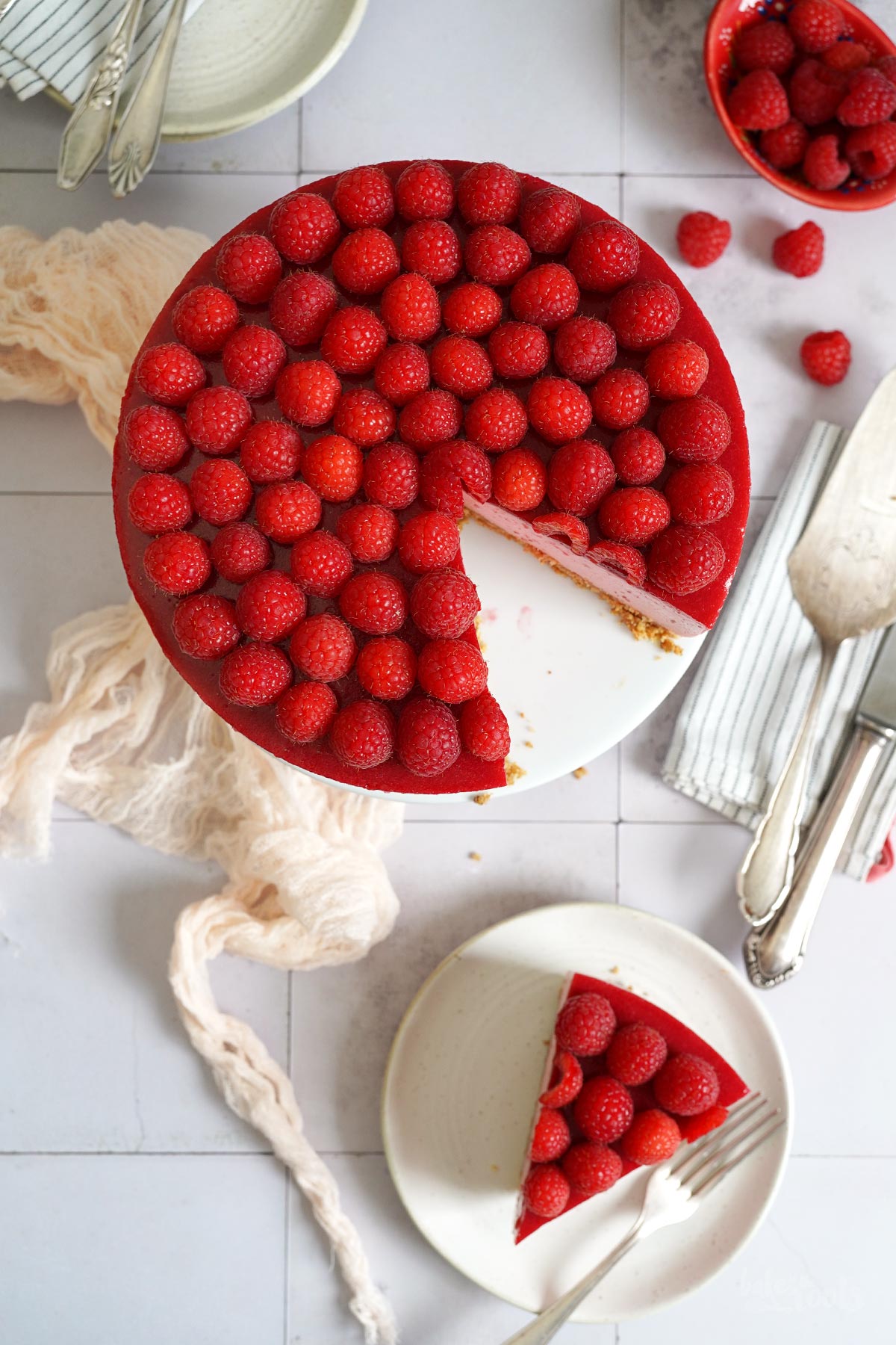 No-Bake Himbeeren Cheesecake | Bake to the roots