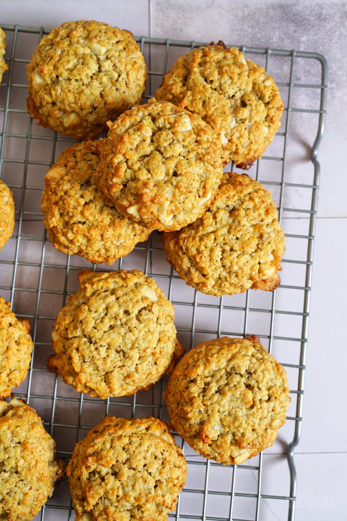 Bananen, Haferflocken & Weiße Schokolade Cookies | Bake to the roots