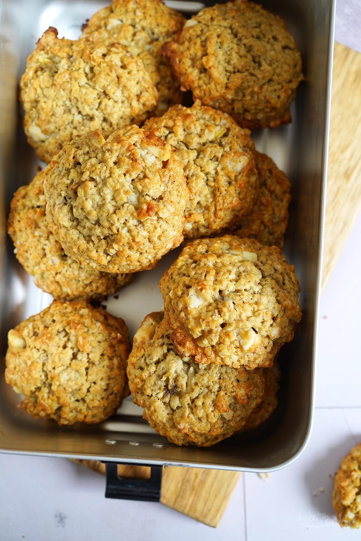 Bananen, Haferflocken & Weiße Schokolade Cookies | Bake to the roots