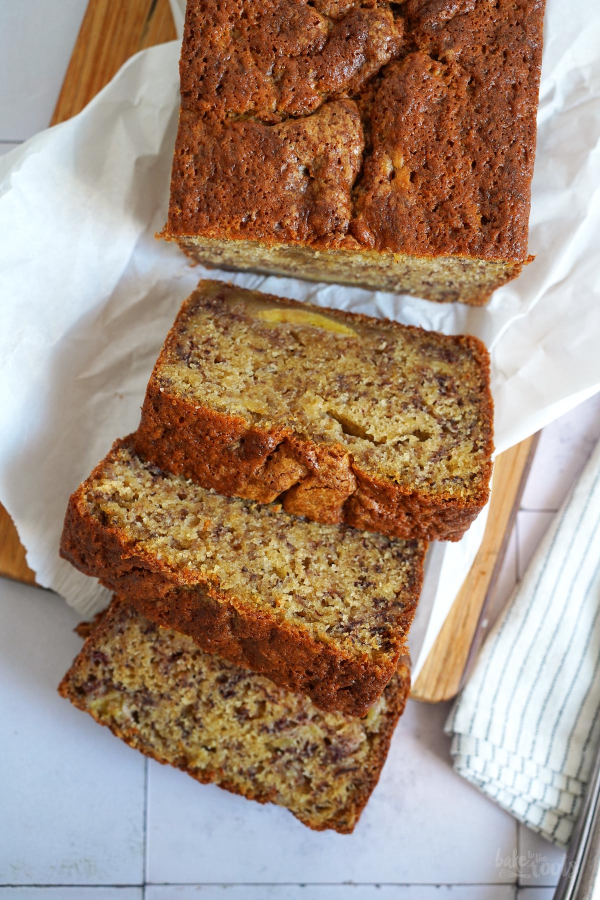 Bananenbrot mit Karamellisierten Bananen | Bake to the roots