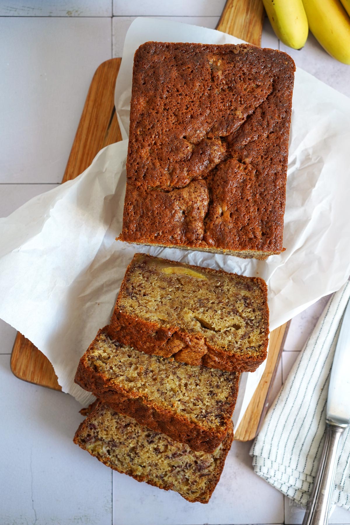 Bananenbrot mit Karamellisierten Bananen | Bake to the roots