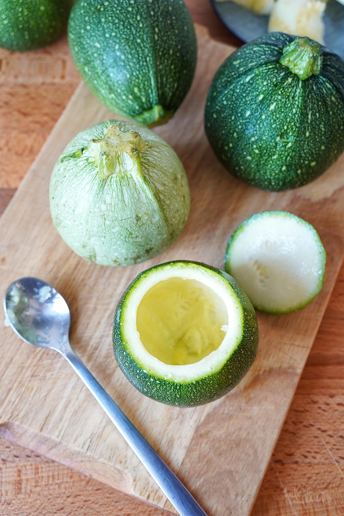Gefüllte Zucchini mit Mediterranem Reis | Bake to the roots