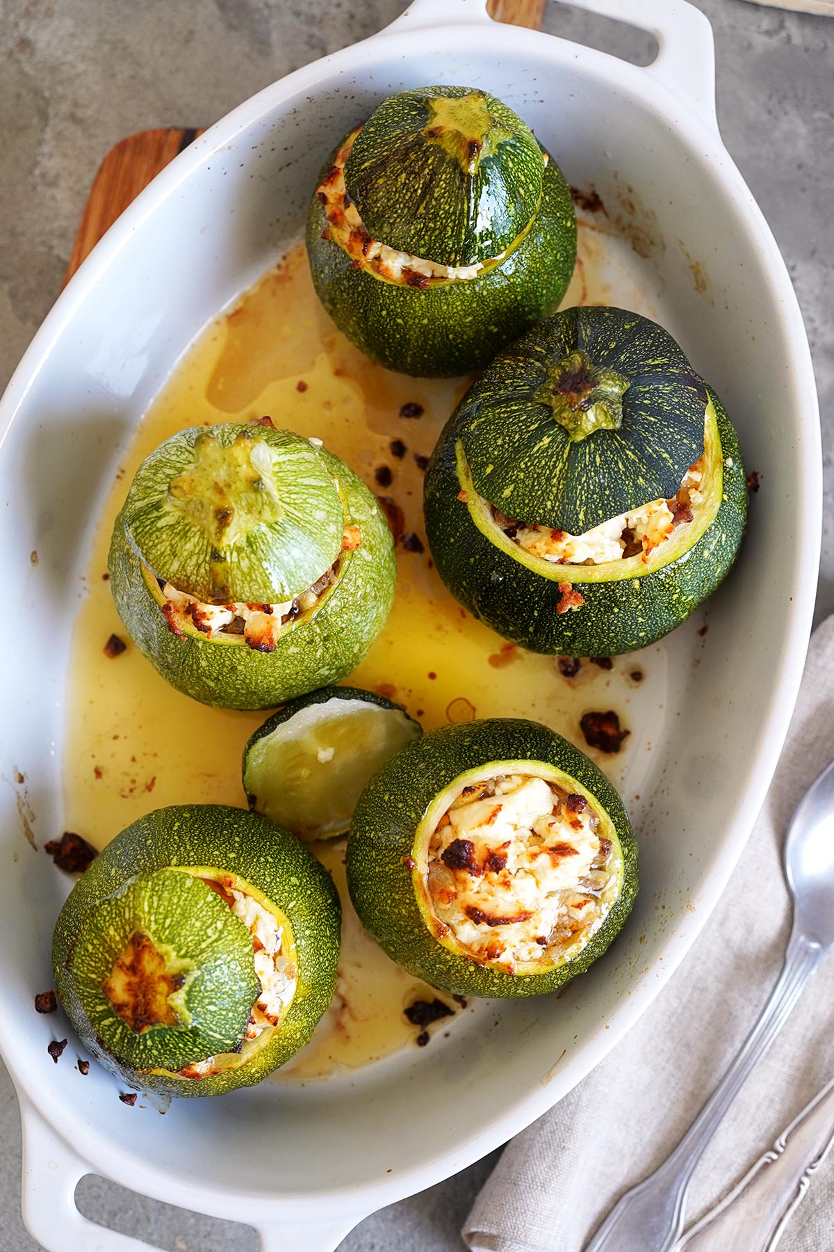 Gefüllte Zucchini mit Mediterranem Reis | Bake to the roots