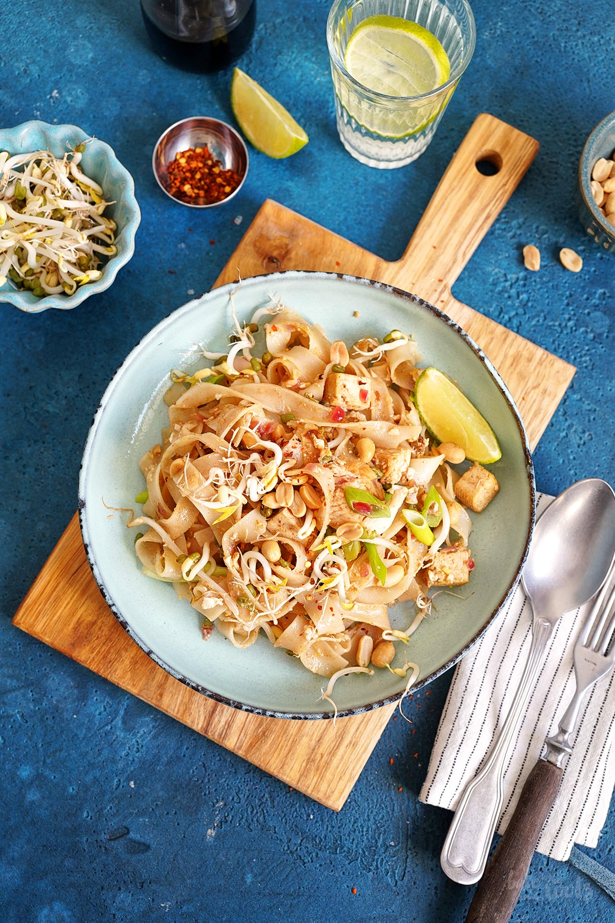 Einfaches Pad Thai (mit Hühnchen) | Bake to the roots