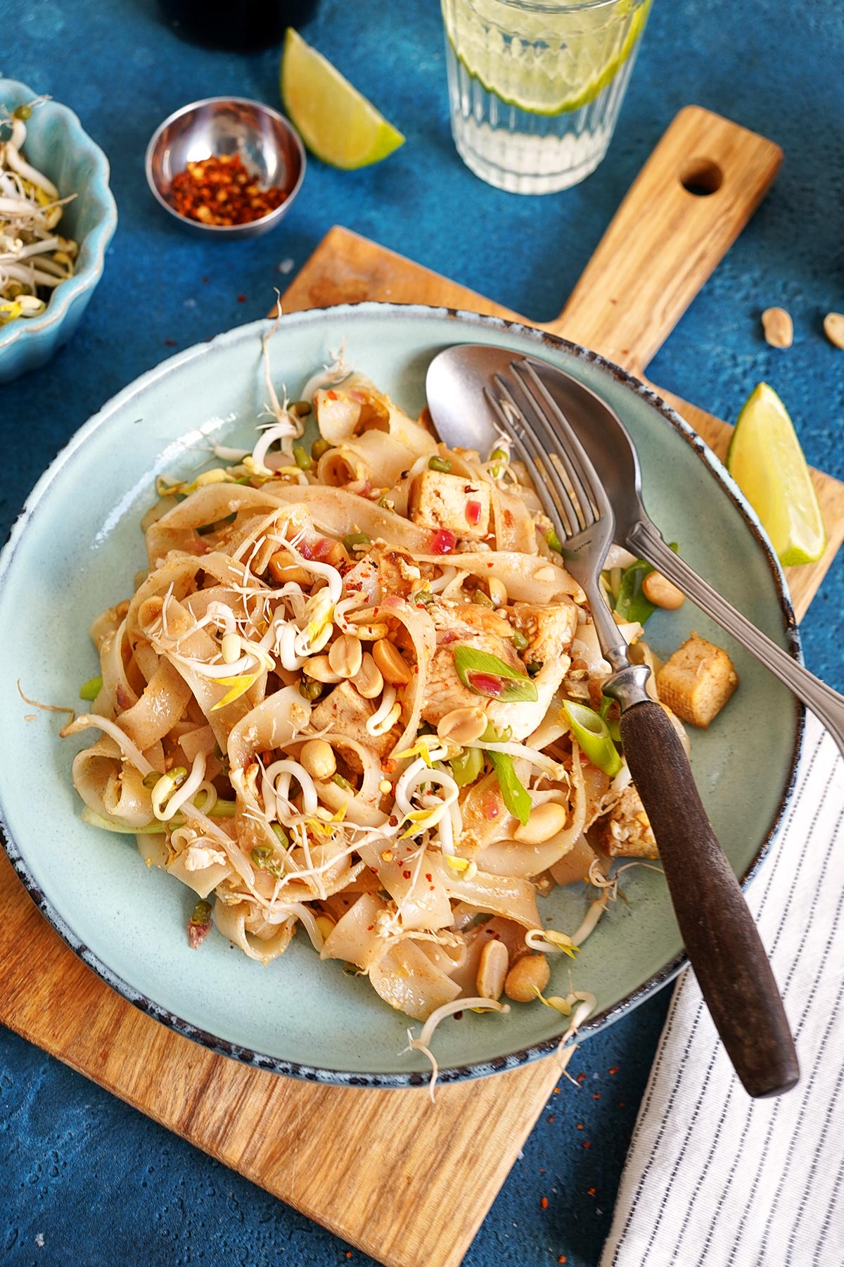 Einfaches Pad Thai (mit Hühnchen) | Bake to the roots