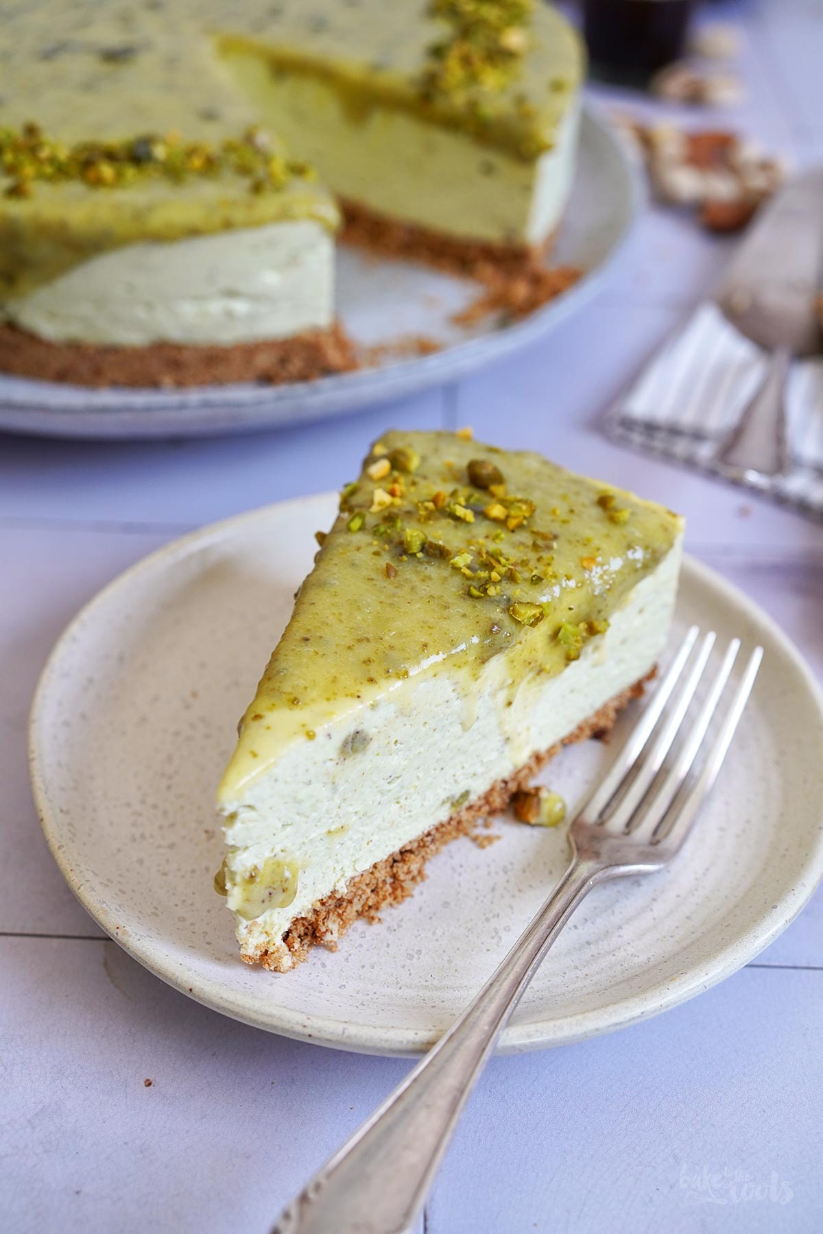 (No Bake) Pistazien & Mandeln Cheesecake | Bake to the roots