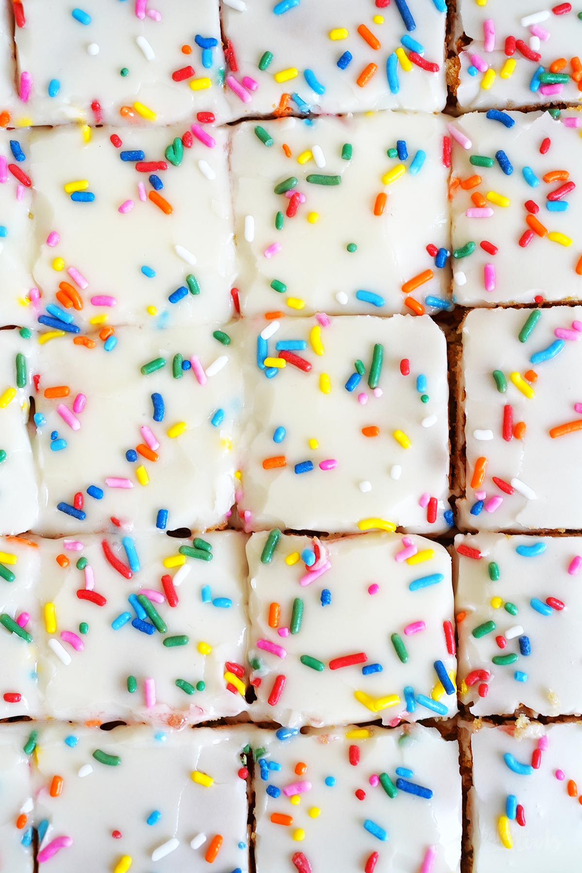 Raspberry Pop Tart Blondies | Bake to the roots