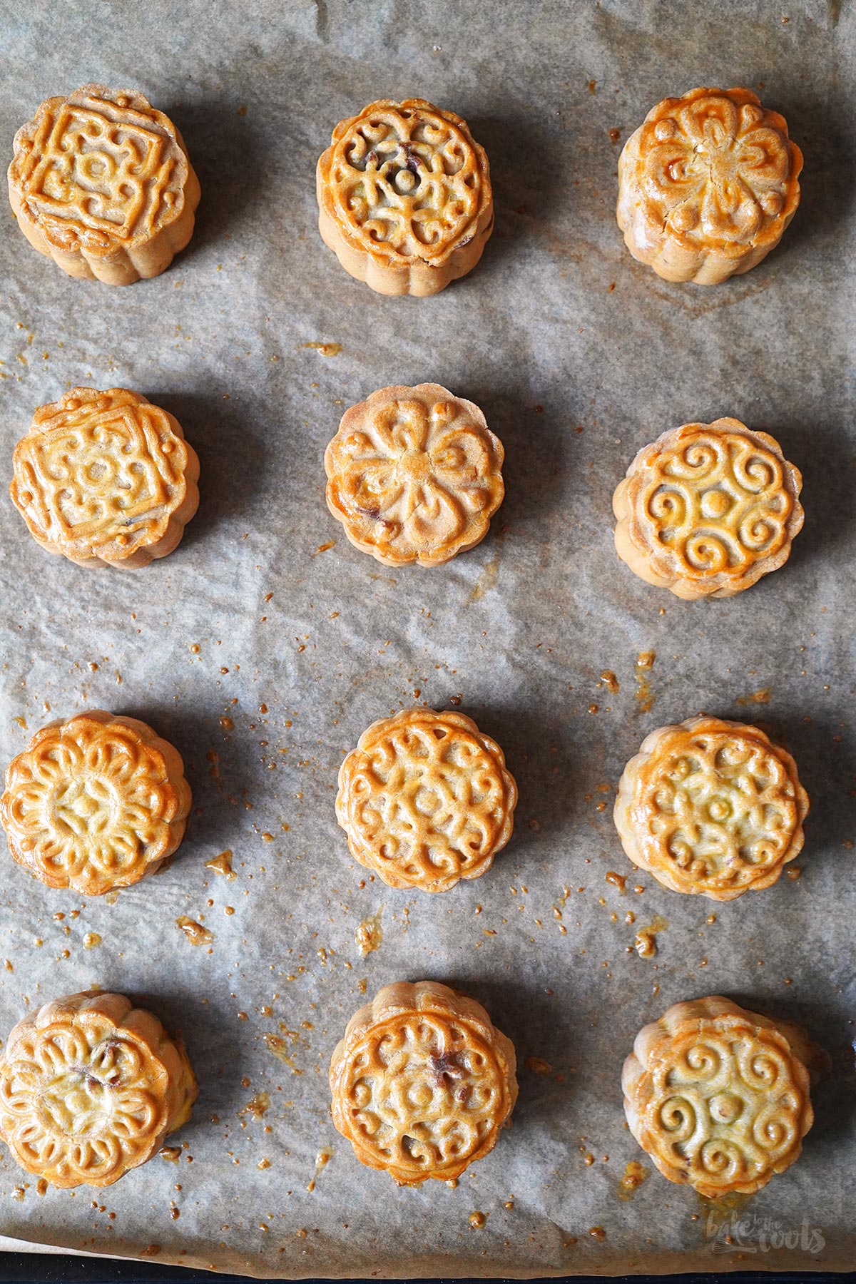 Mooncakes mit roter Bohnenpaste (Mondfest) | Bake to the roots