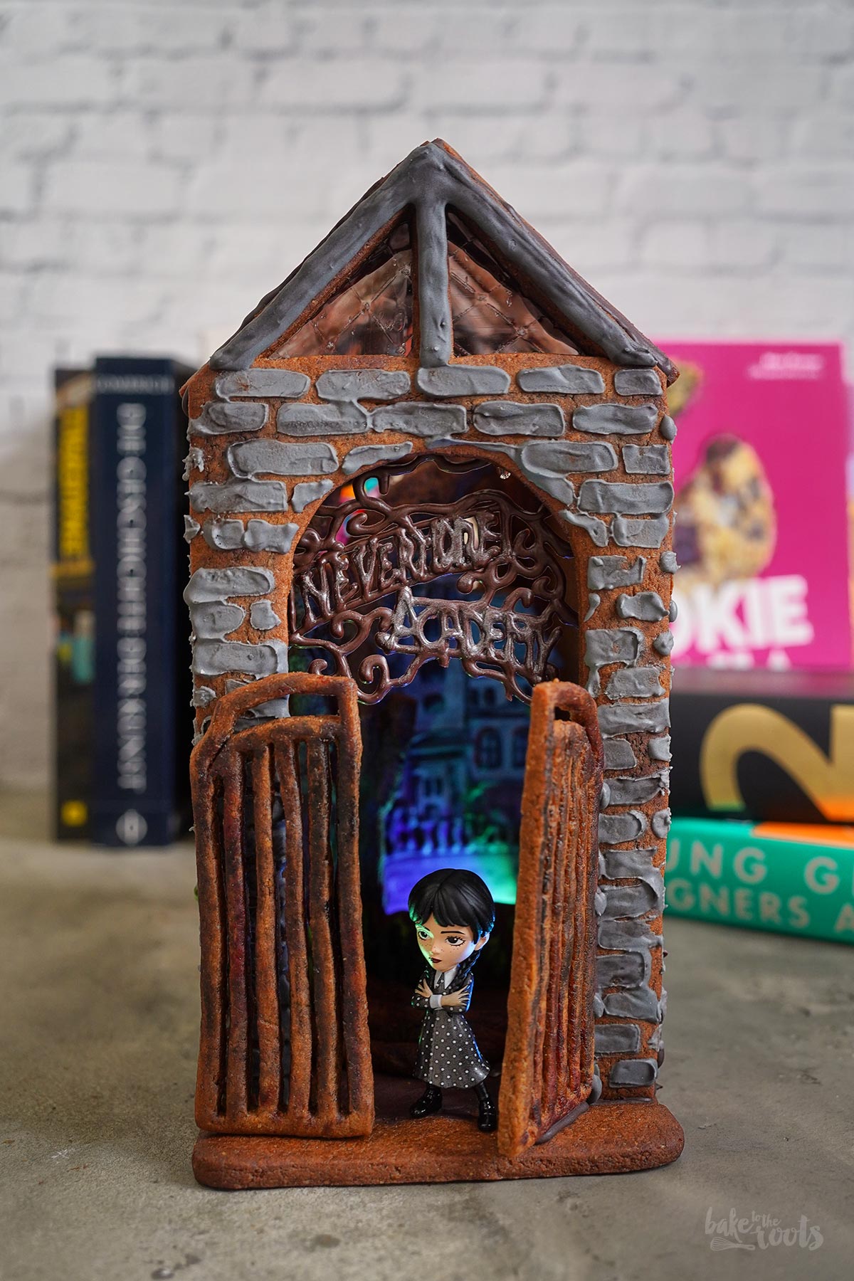 Wednesday Gingerbread Book Nook | Bake to the roots