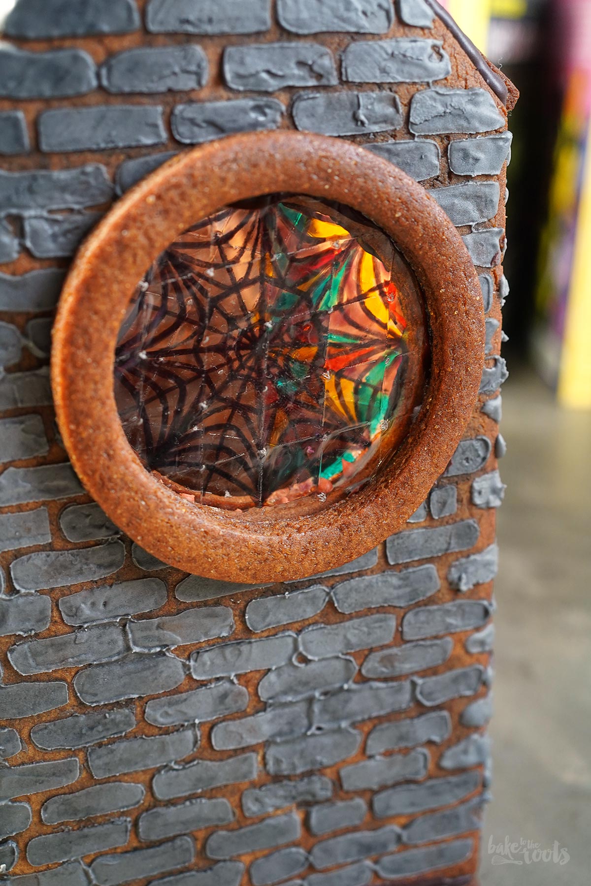 Wednesday Gingerbread Book Nook | Bake to the roots