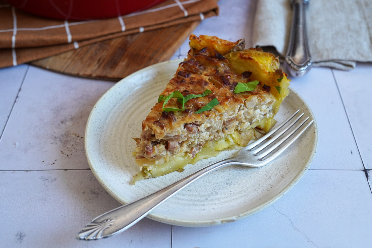 Quetschkartoffeln Zwiebelkuchen | Bake to the roots