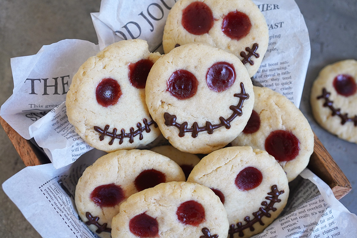 Jack Skellington Thumbprint Cookies | Bake to the roots
