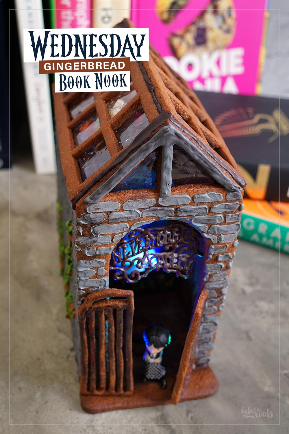 Wednesday Gingerbread Book Nook | Bake to the roots