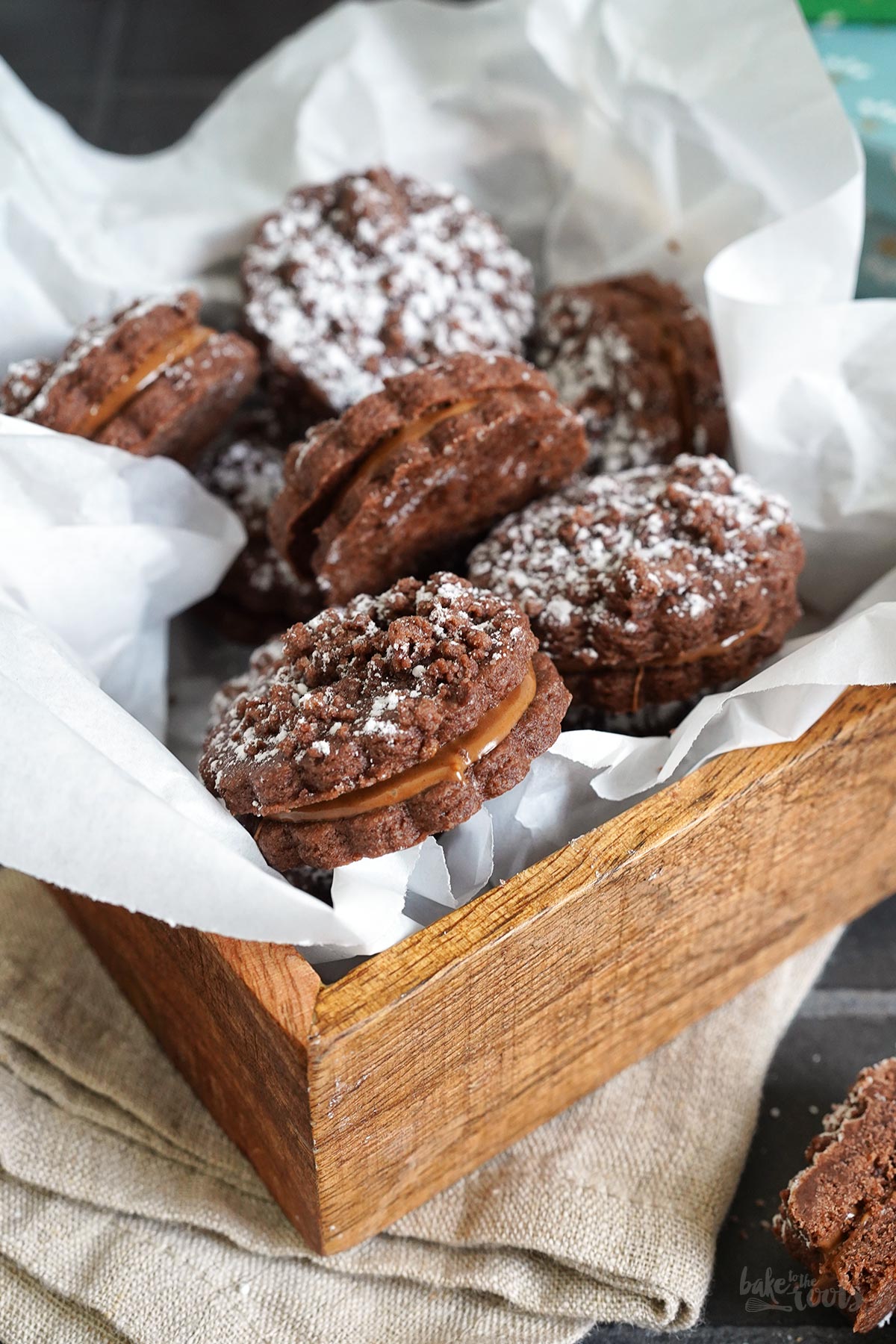 Schoko Streuselplätzchen mit Nougat & Biscoff | Bake to the roots